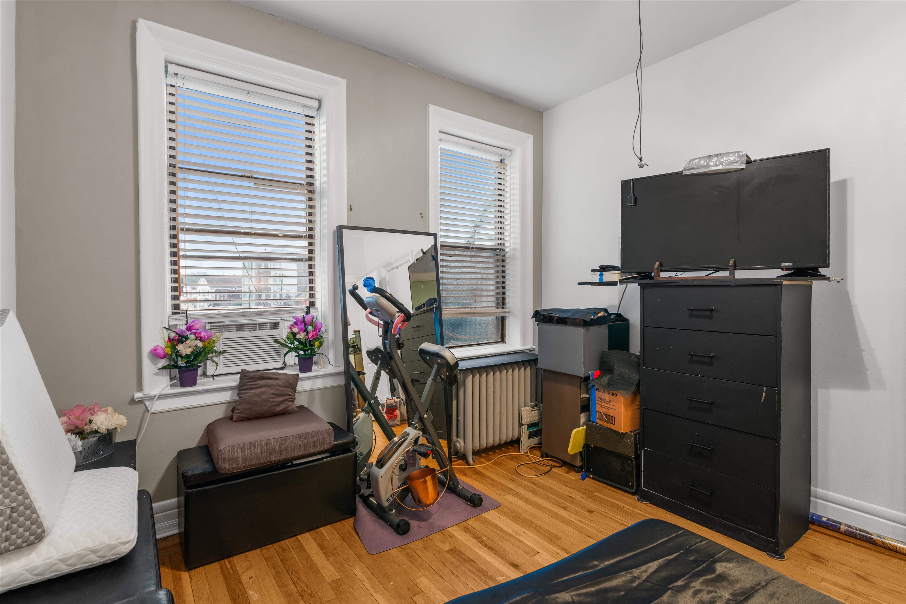 527-29 34TH ST #B4