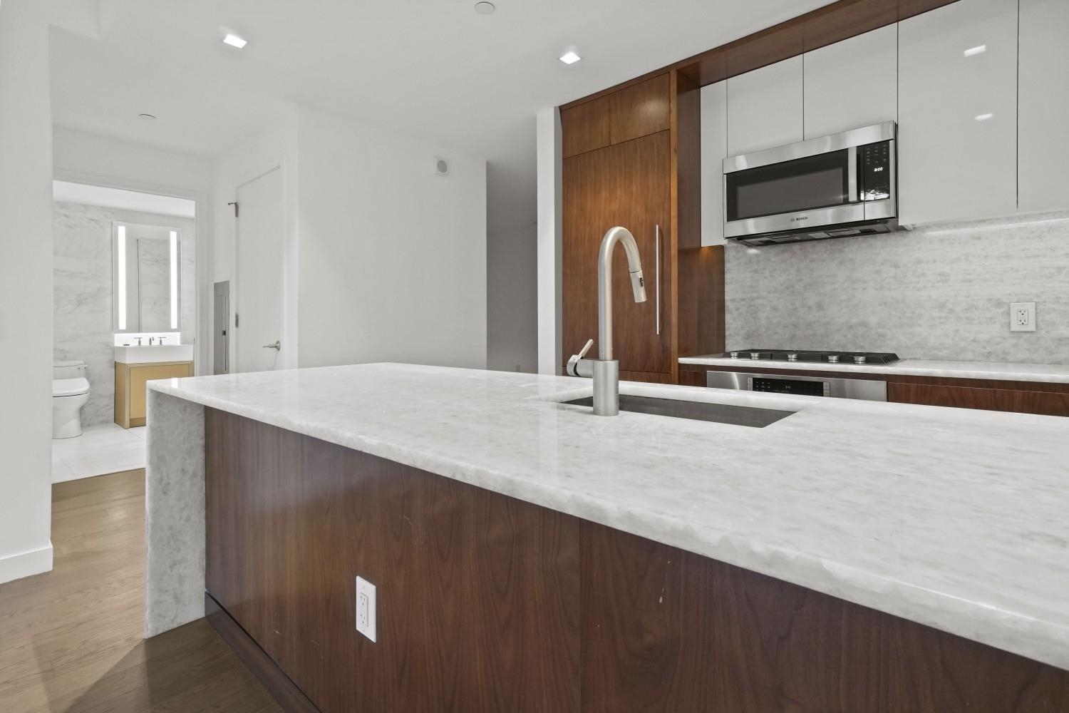 75 PARK LANE SOUTH - Photo 4