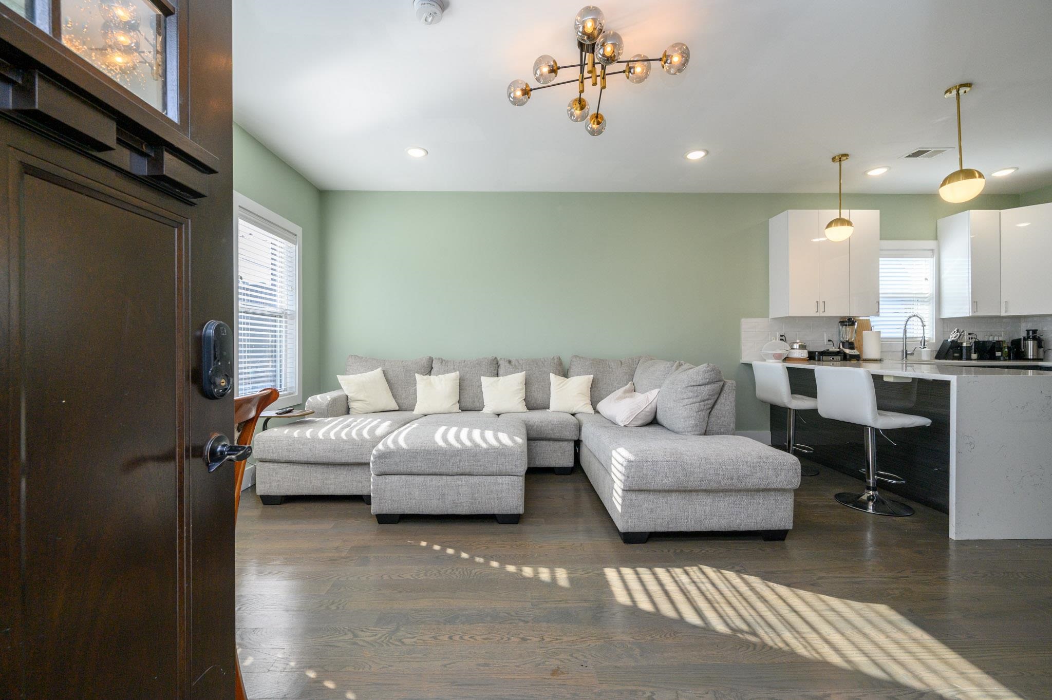 197 GARFIELD AVE - Photo 3