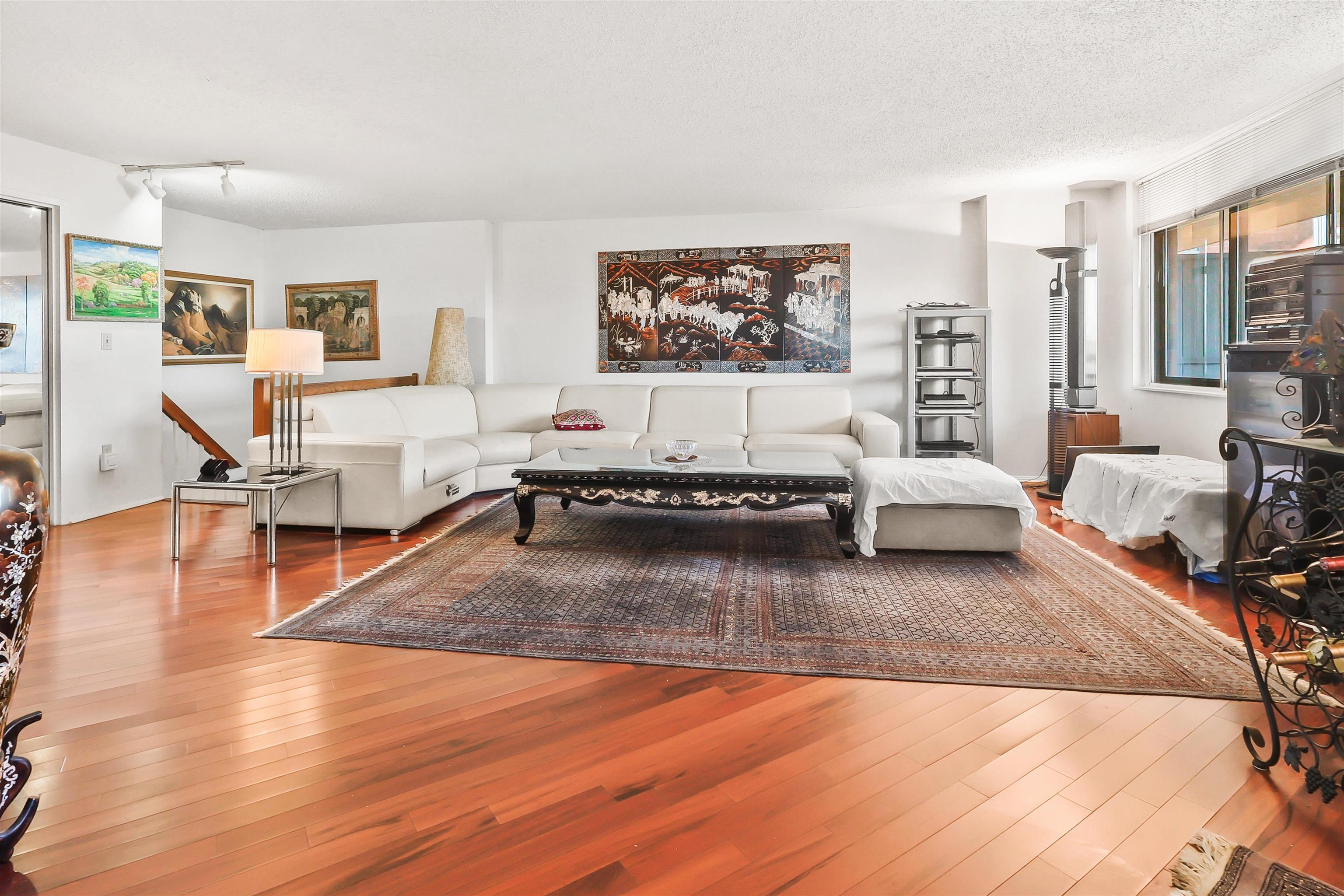 401 HARMON COVE TOWER - Photo 2