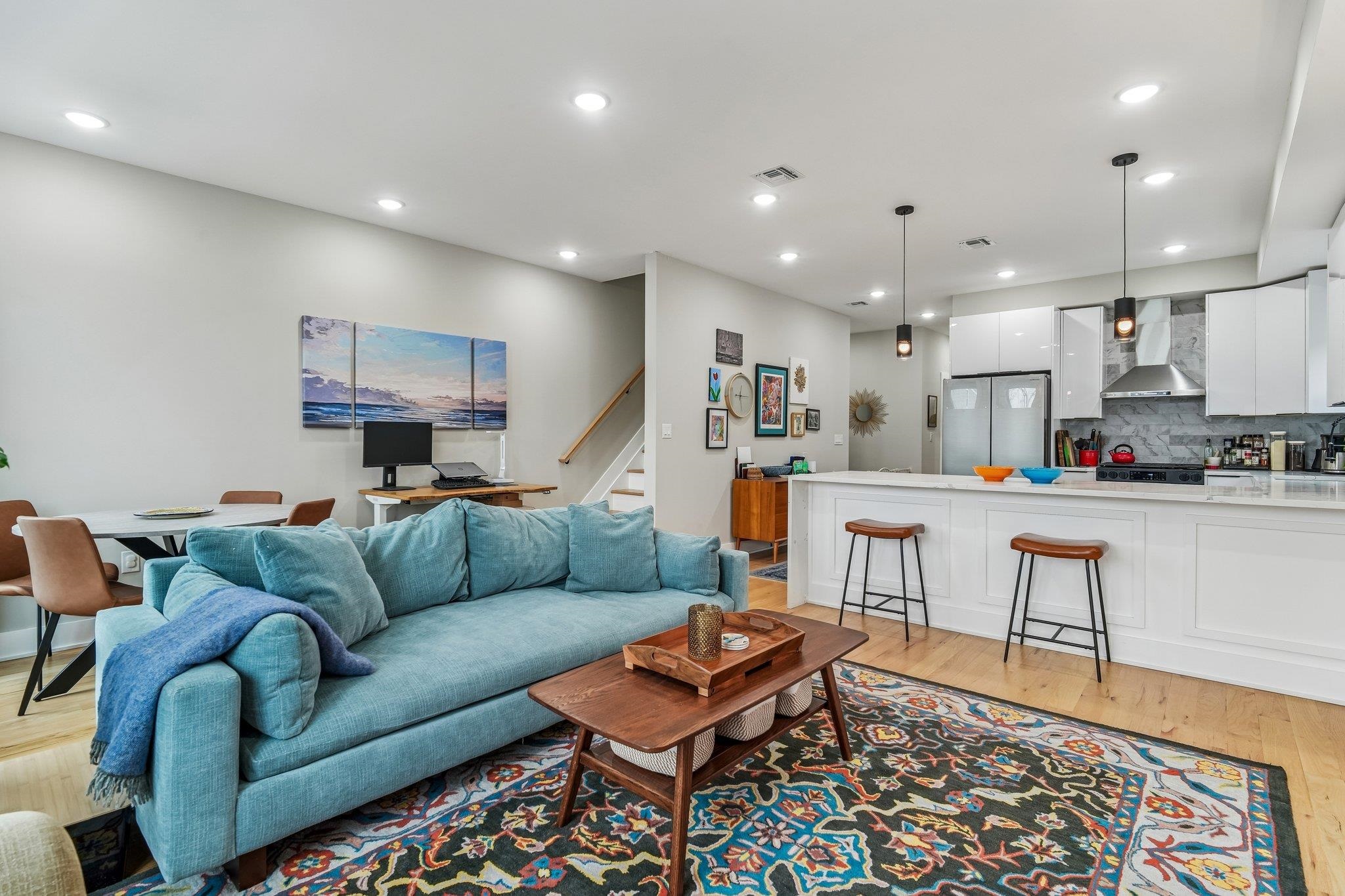 598 BRAMHALL AVE - Photo 4