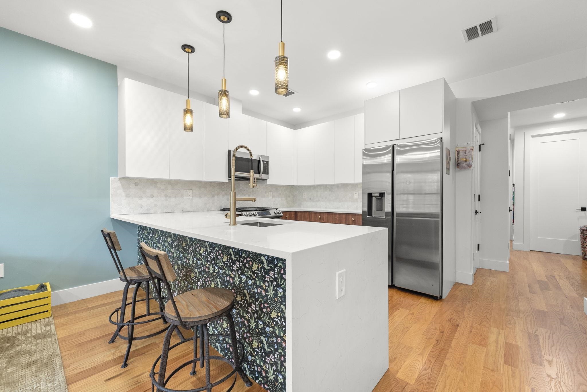 398 PACIFIC AVE - Photo 5