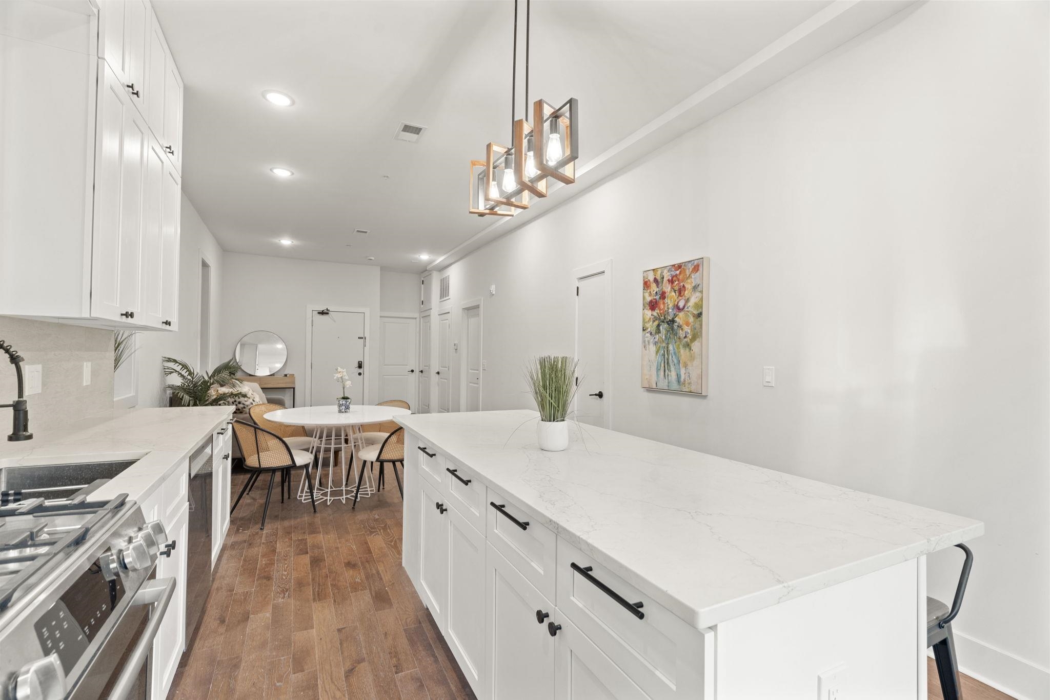 547 PALISADE AVE - Photo 3