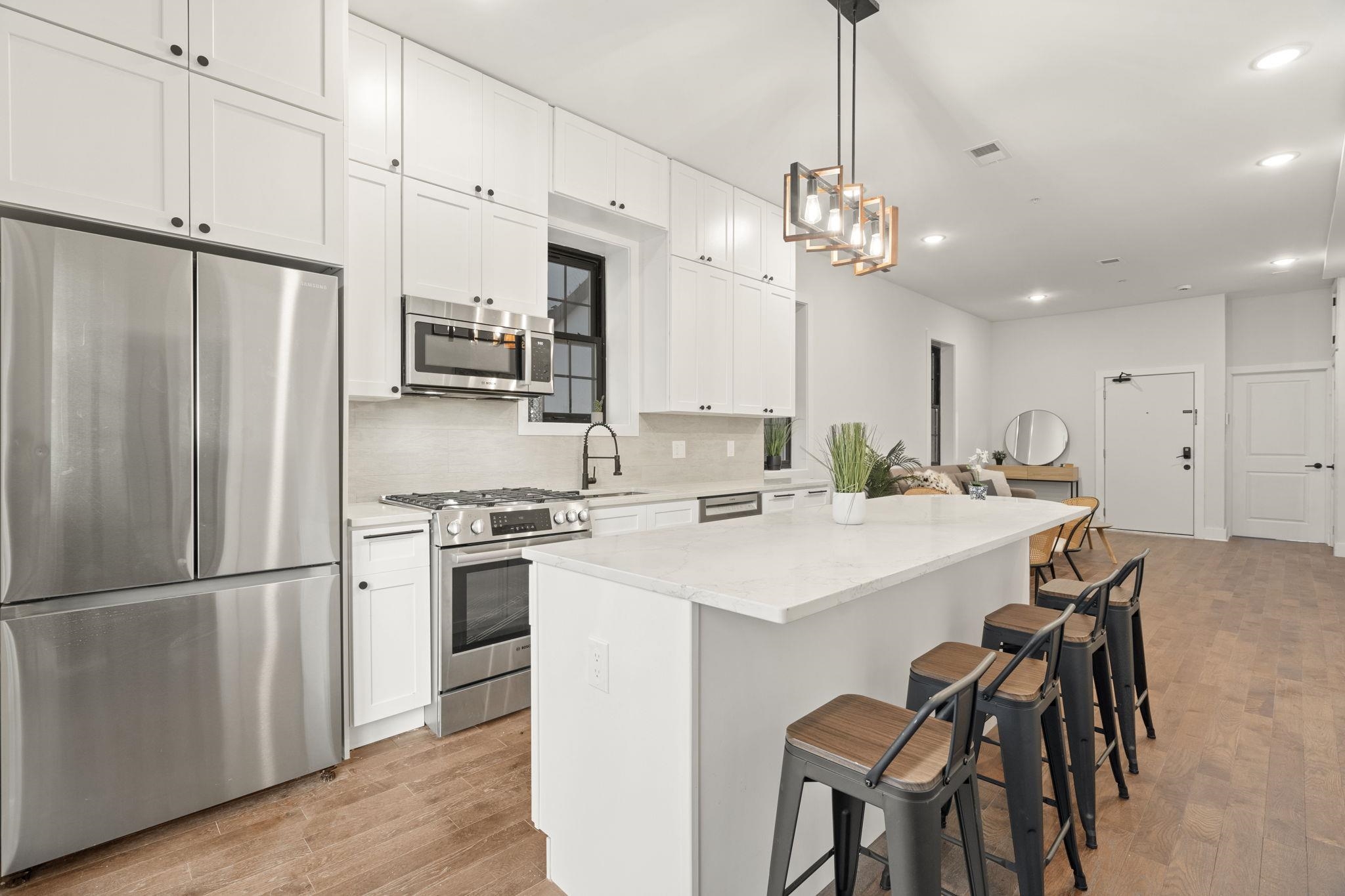 547 PALISADE AVE - Photo 5