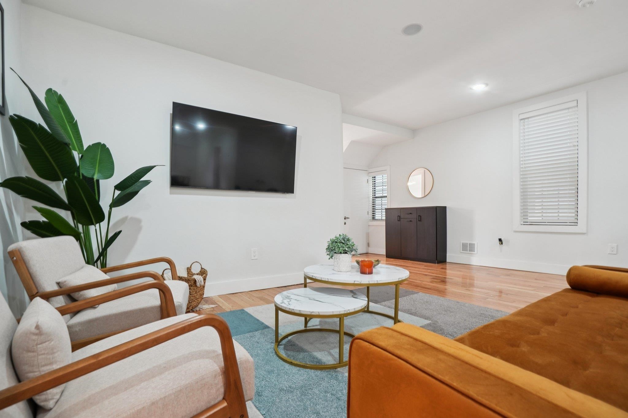 72 COLUMBIA AVE - Photo 2