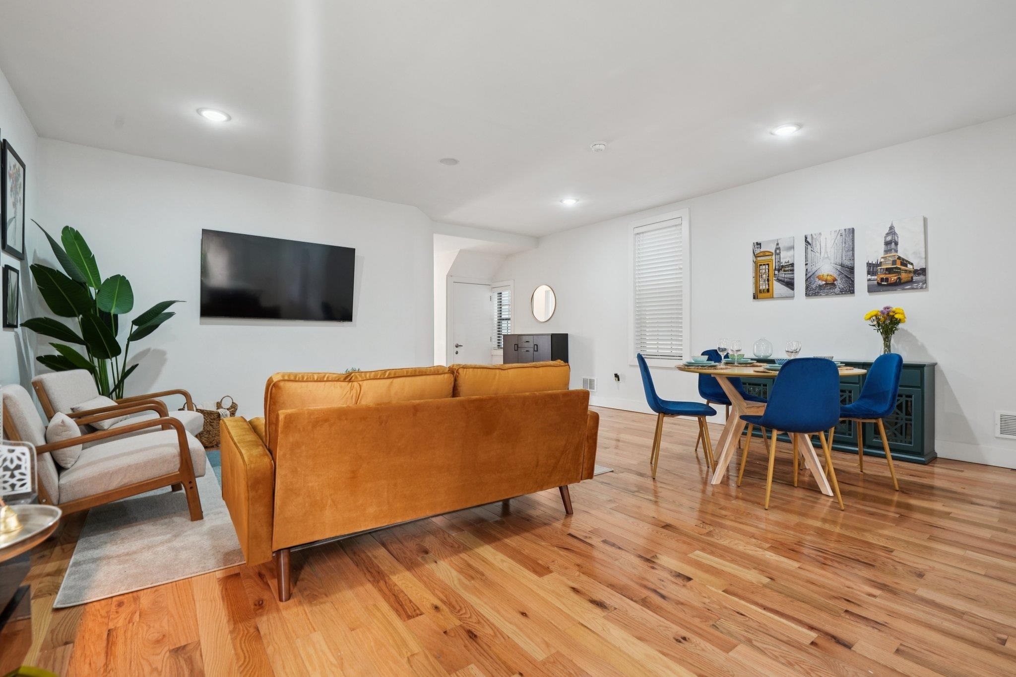 72 COLUMBIA AVE - Photo 4