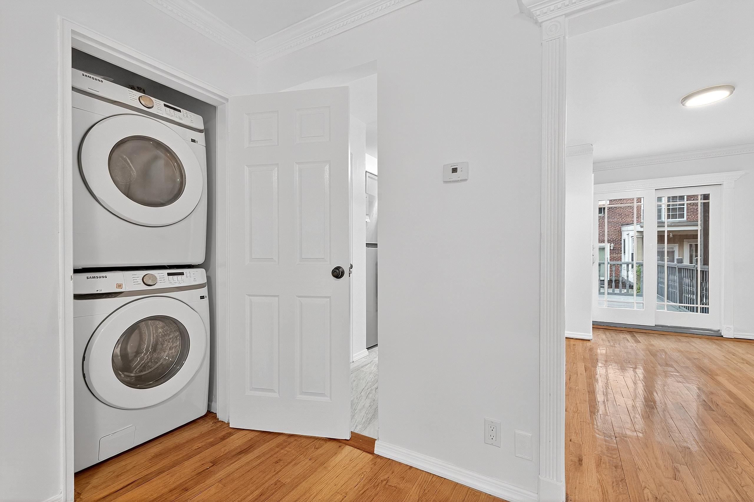 53 COLLEGE ST - Photo 3