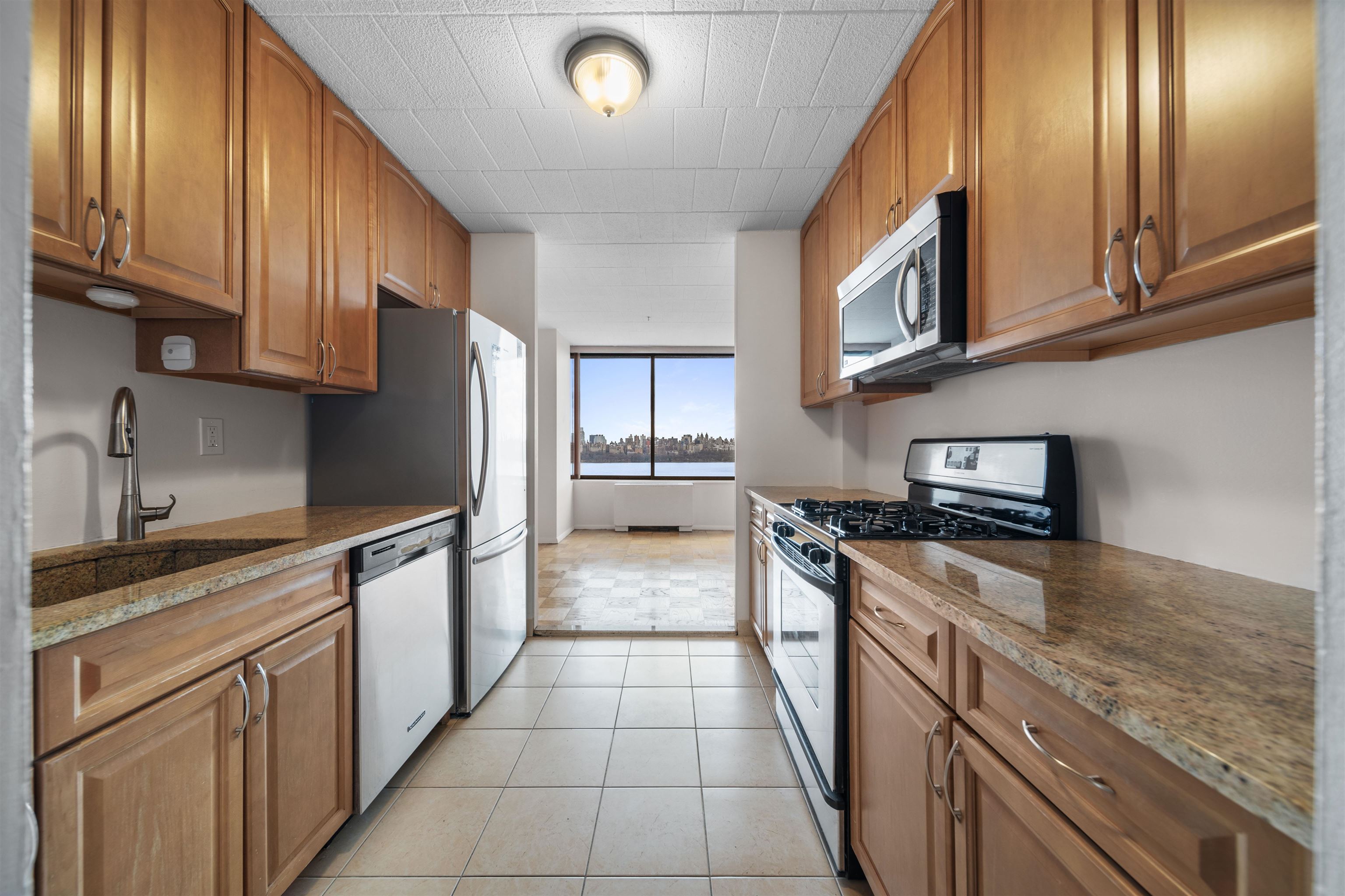 9060 PALISADE AVE - Photo 5