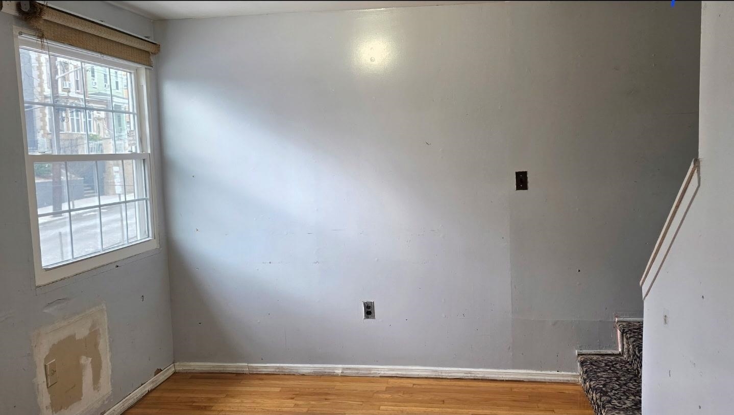 446 MERCER ST - Photo 5