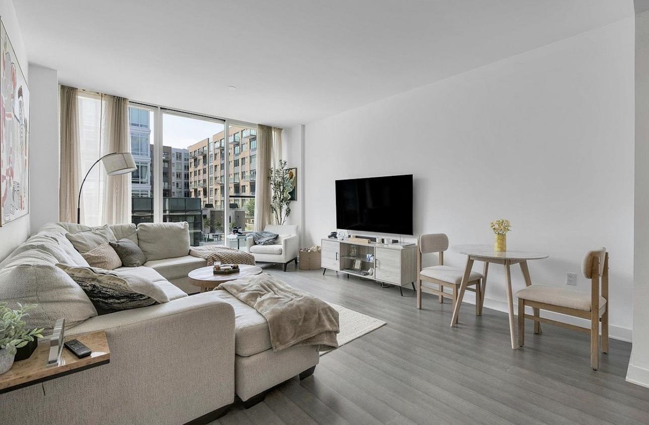 1200 AVENUE AT PORT IMPERIAL - Photo 2