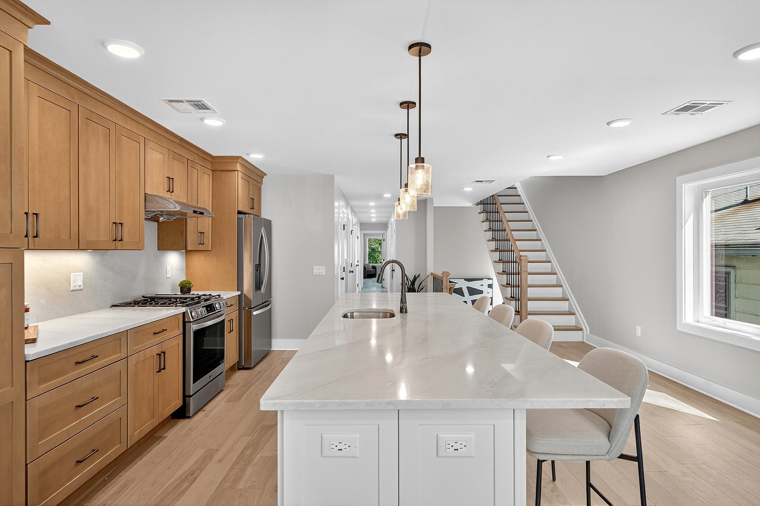 29 WEST 9TH ST - Photo 4