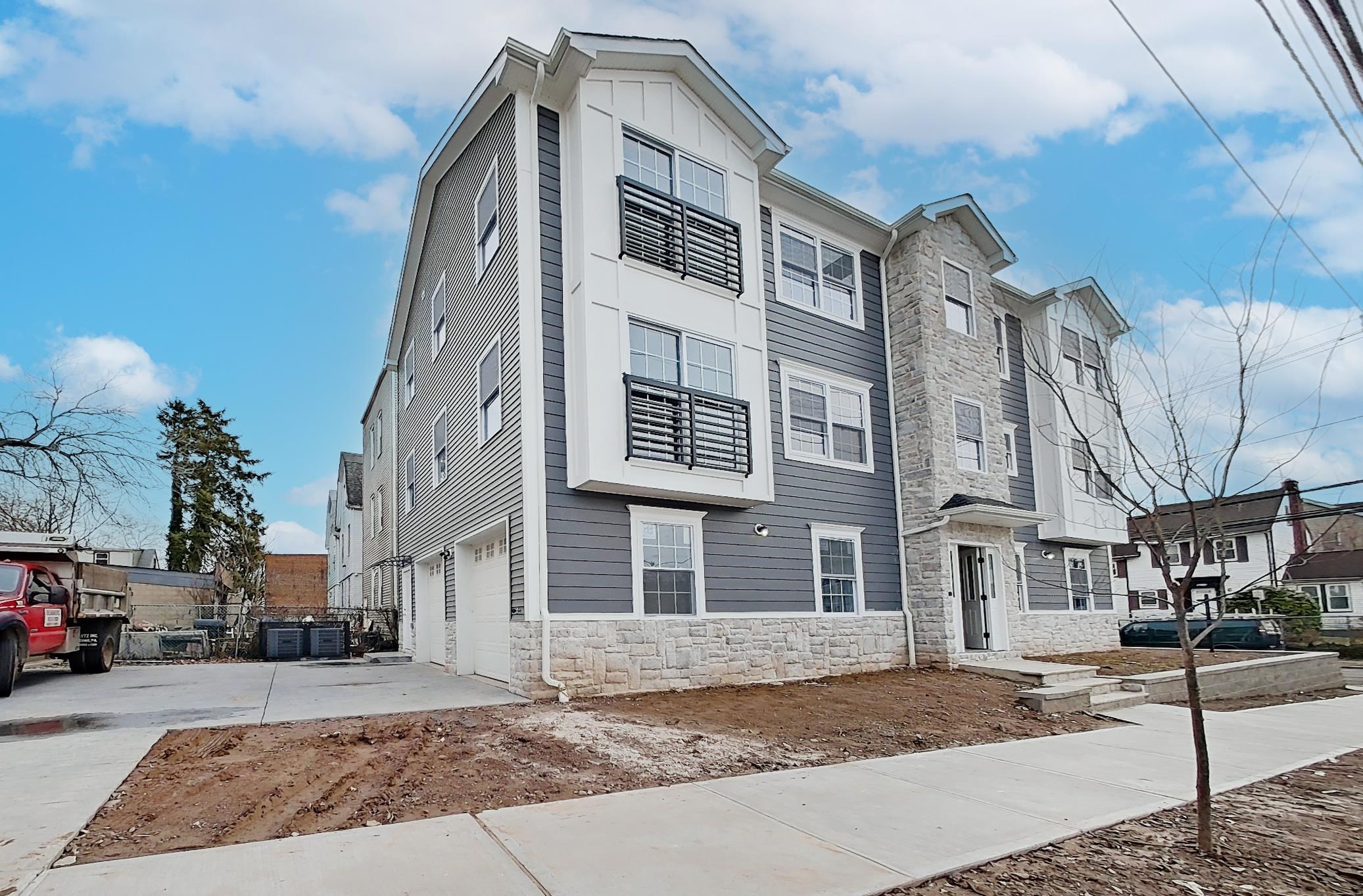 71 LINDSLEY AVE - Photo 5