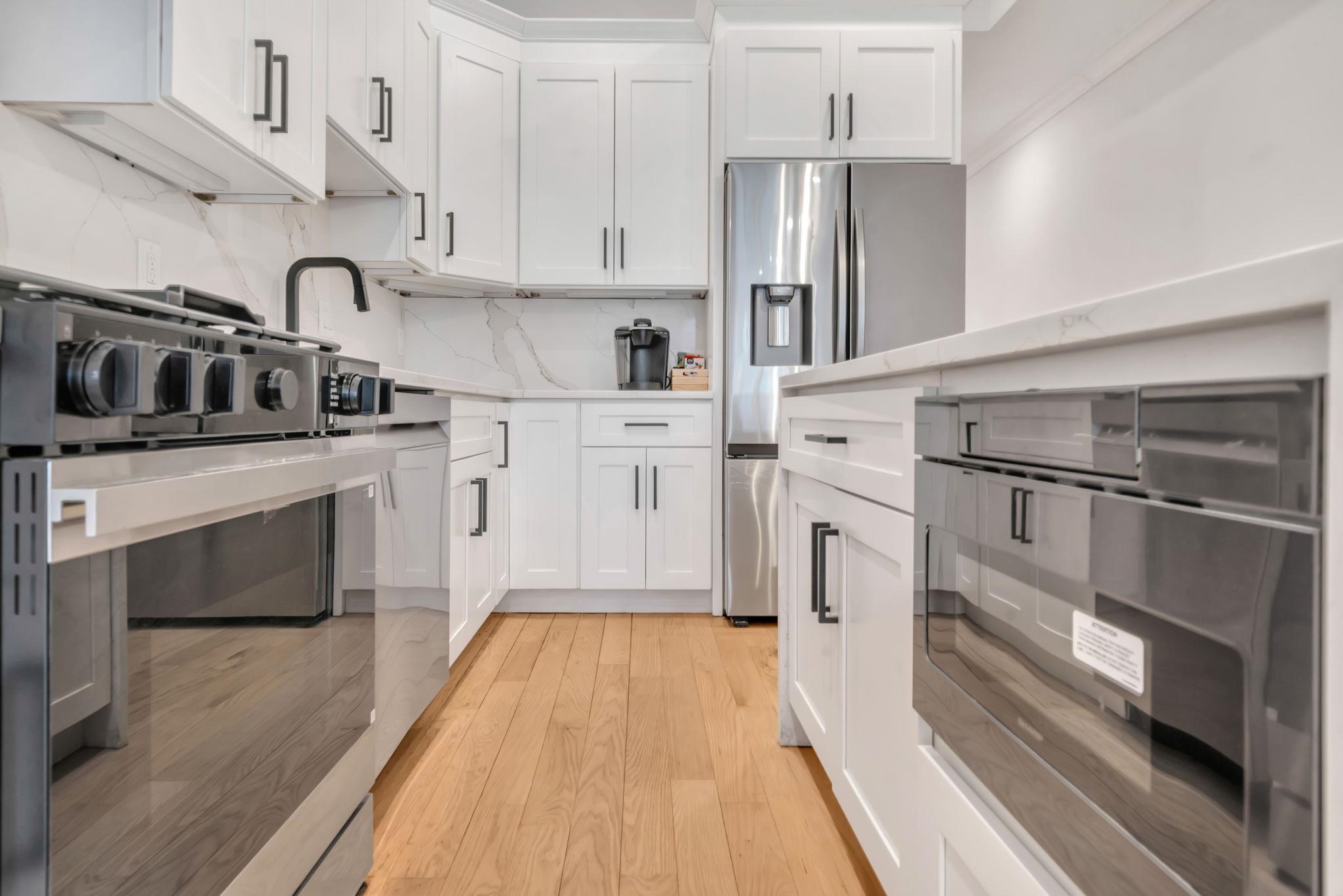 136 35TH ST - Photo 5