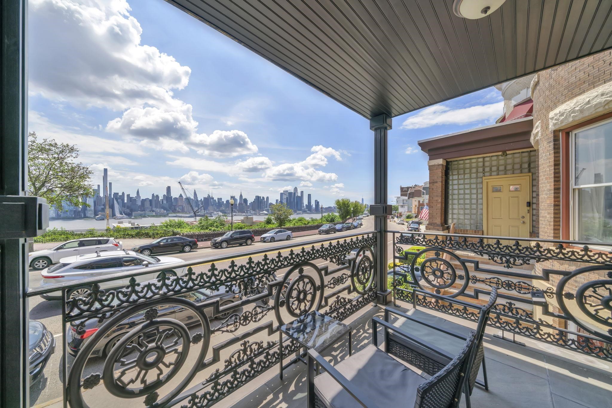 5303 BLVD EAST - Photo 4