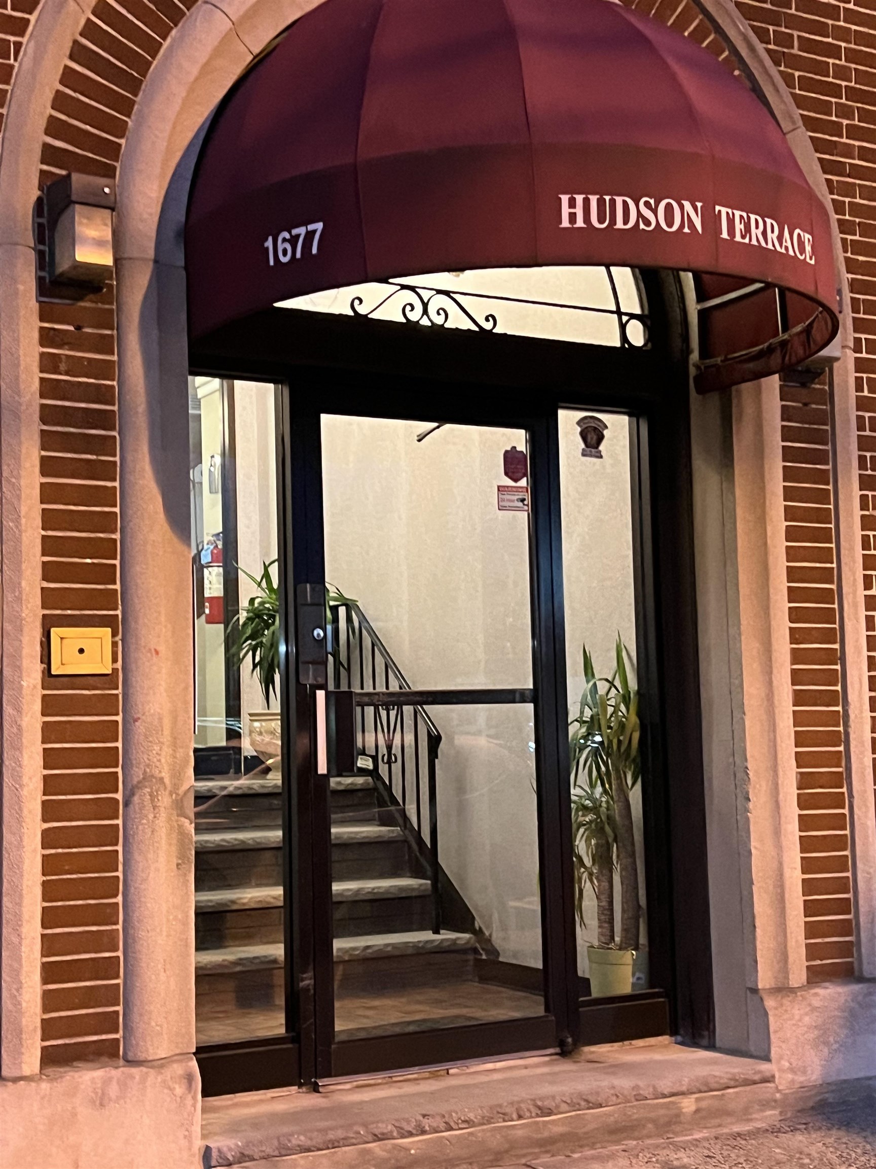 1677 KENNEDY BLVD - Photo 2