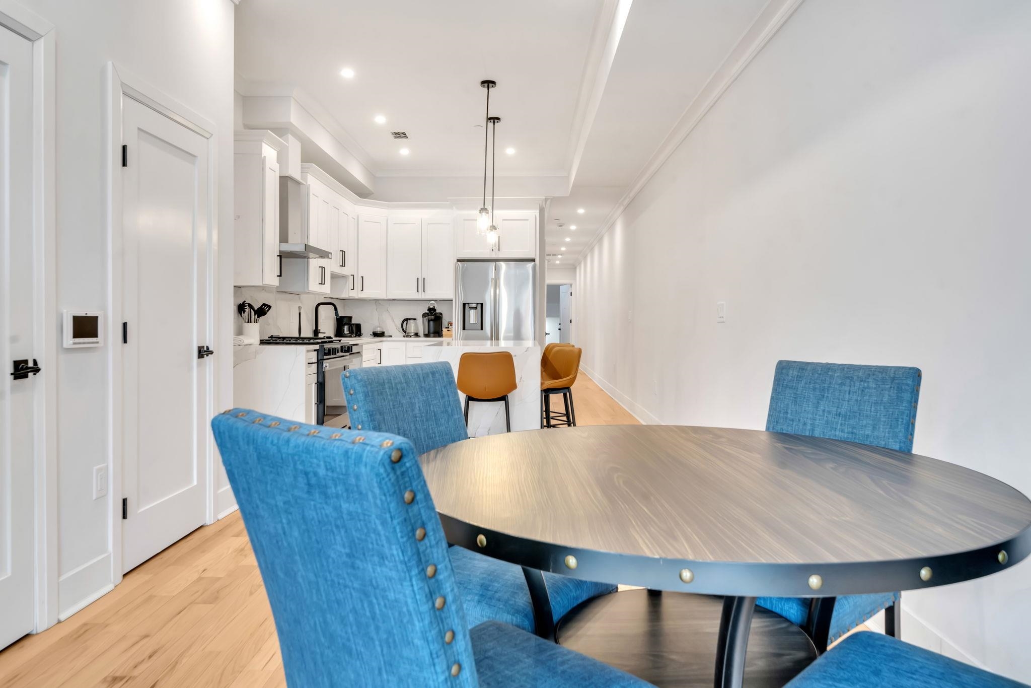 136 35TH ST - Photo 5