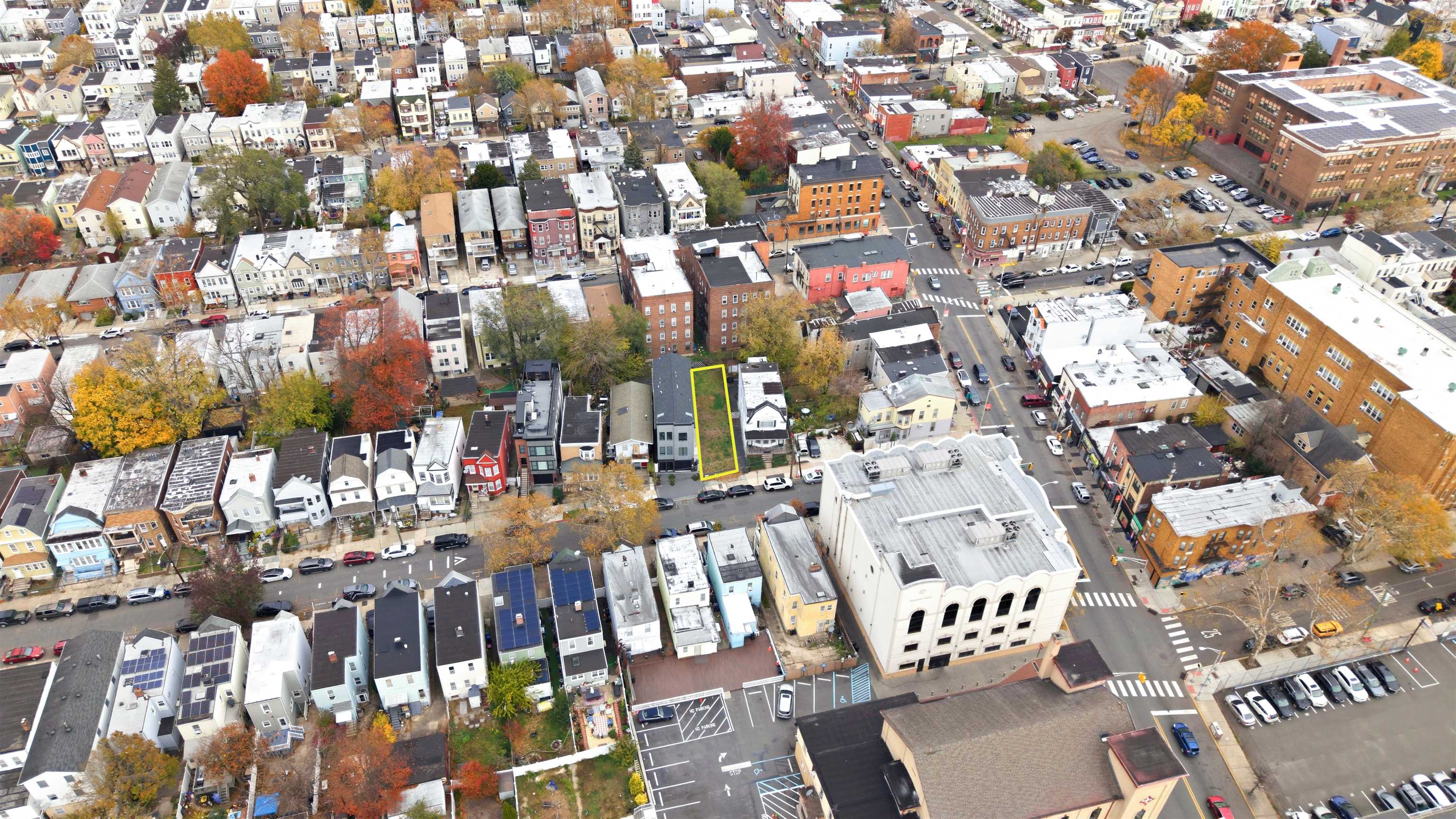 260 EGE AVE - Photo 1