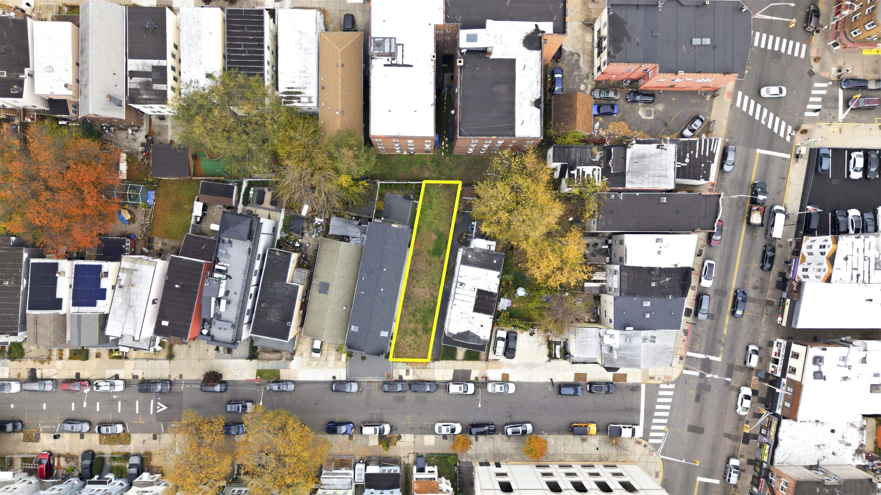 260 EGE AVE - Photo 2