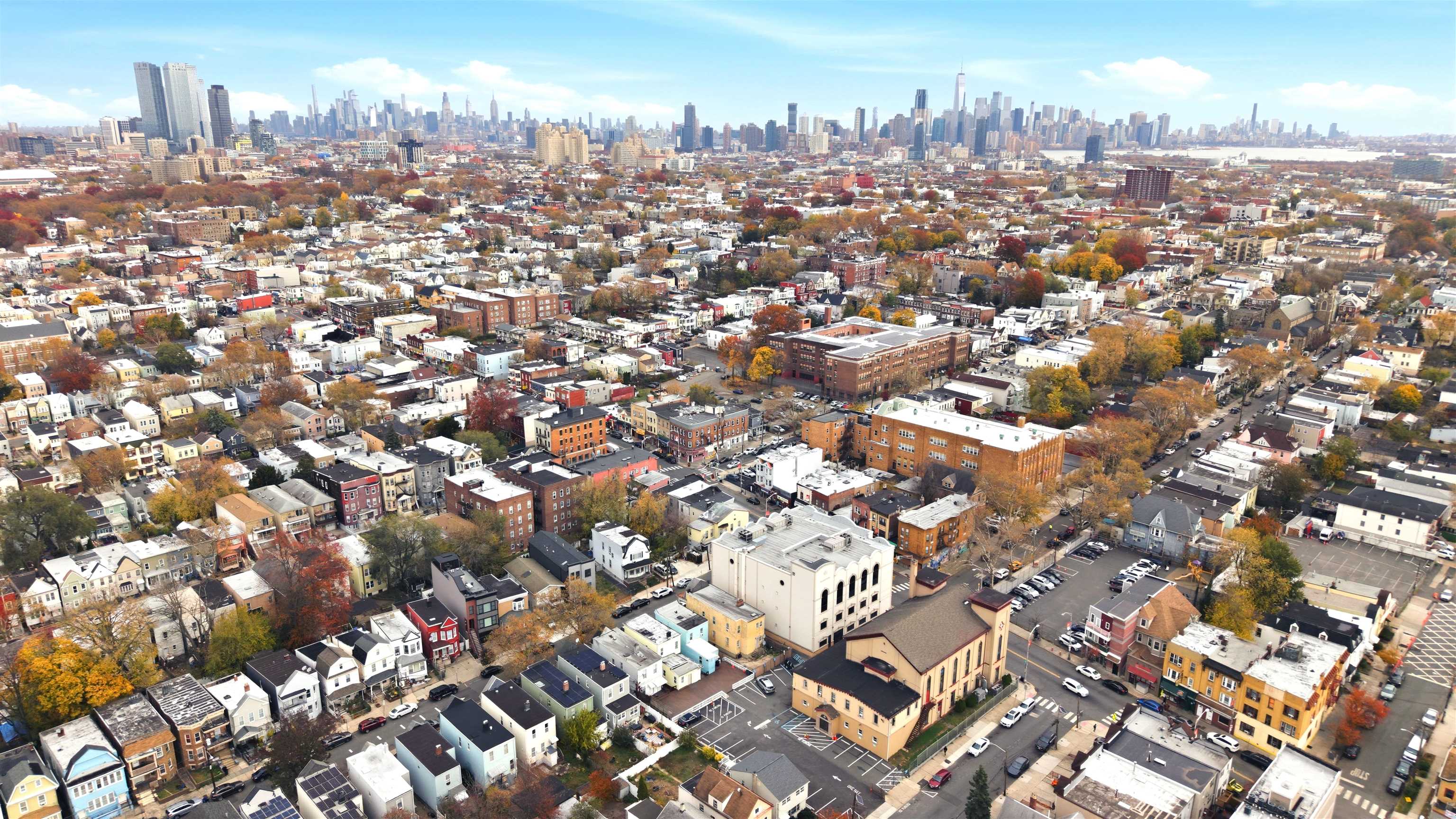 260 EGE AVE - Photo 3