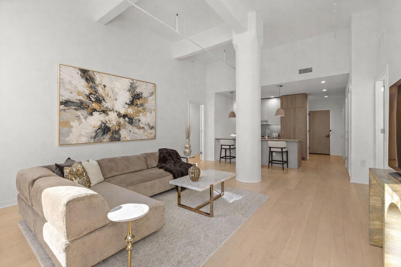 155 BAY ST - Photo 2