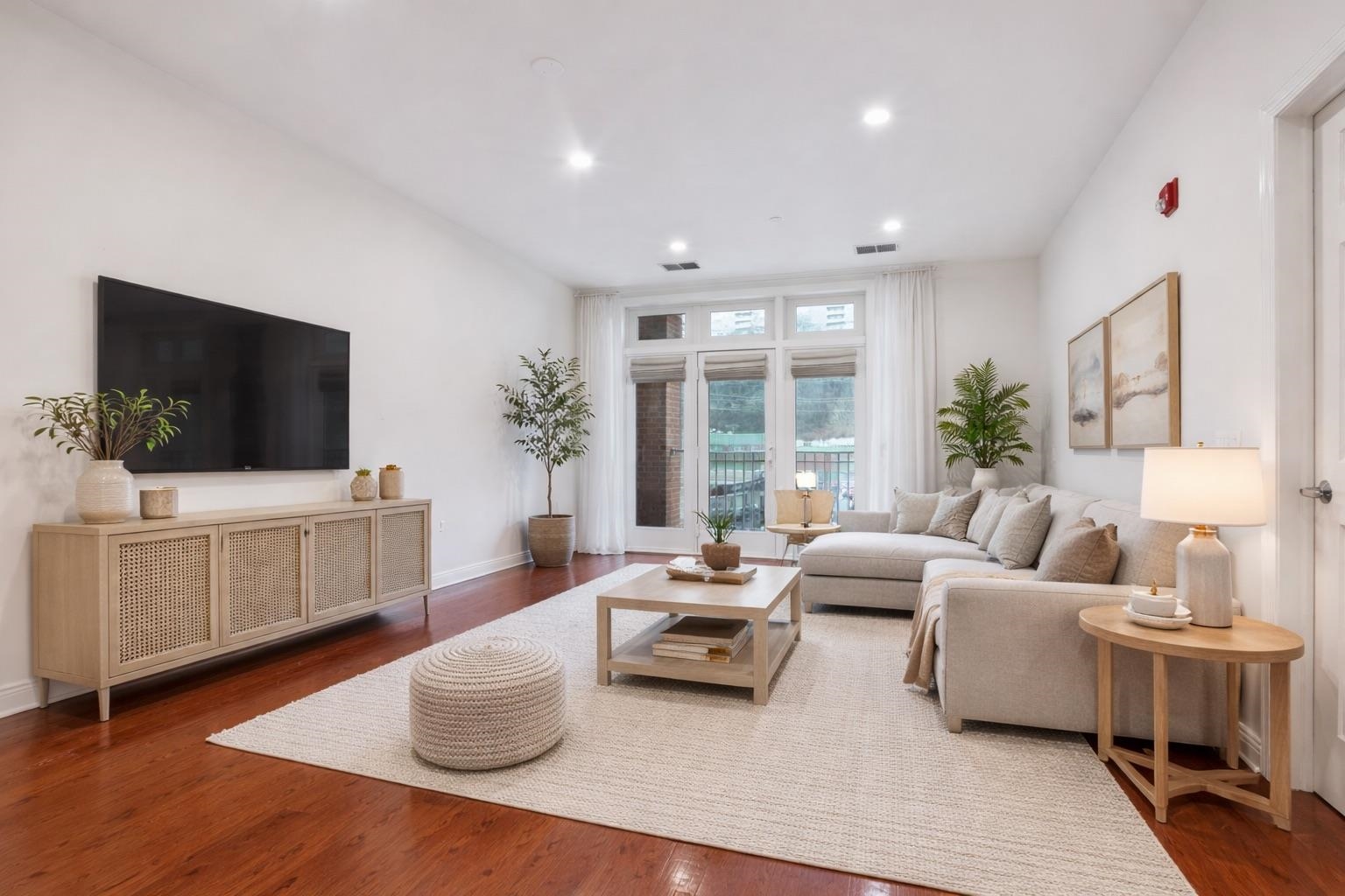 7400 RIVER RD - Photo 1