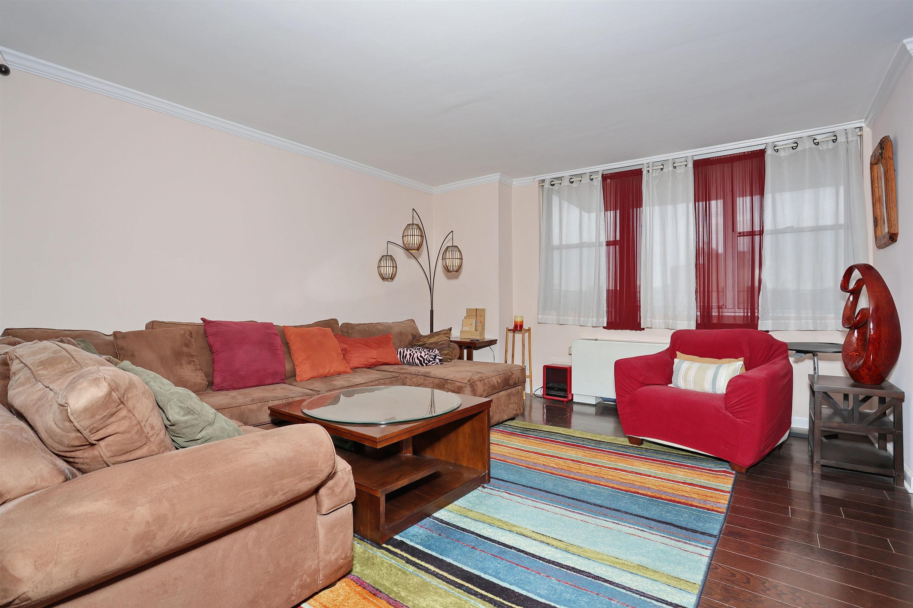 6040 BLVD EAST - Photo 3