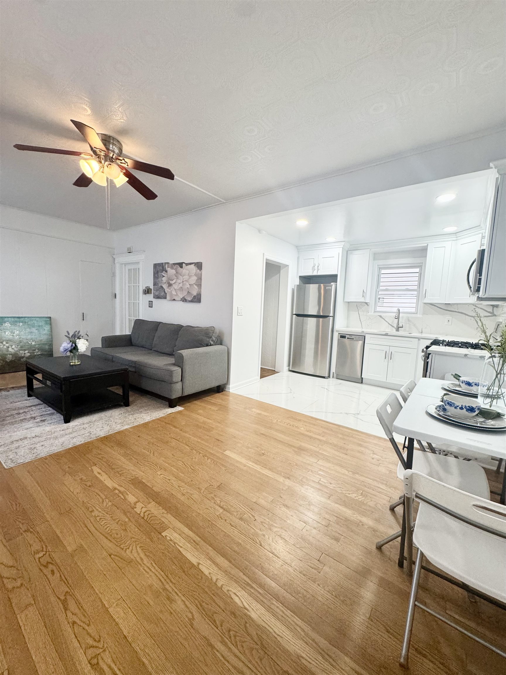 9005 DURHAM AVE - Photo 5