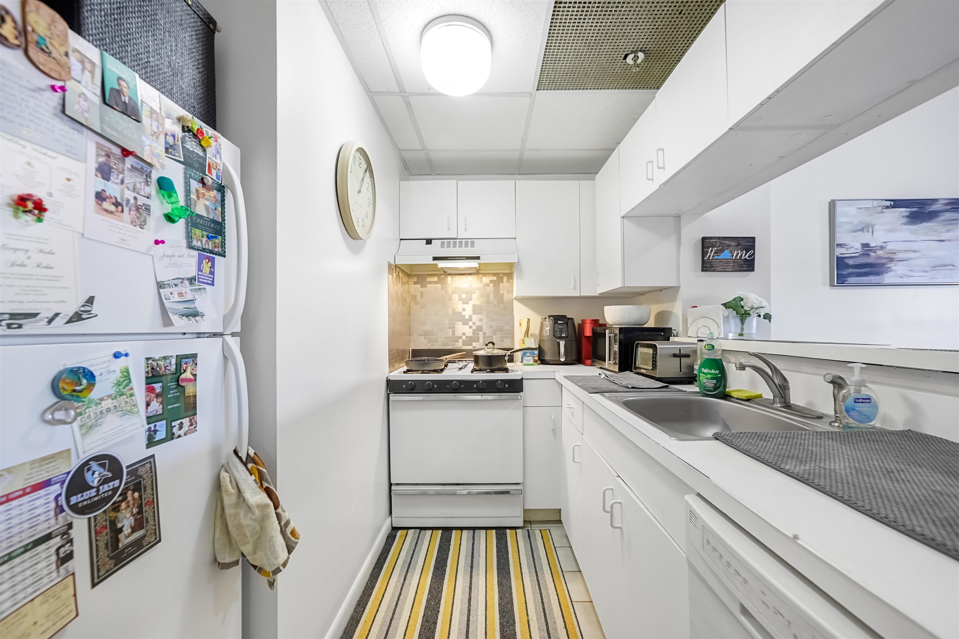 227 CHRISTOPHER COLUMBUS DR - Photo 1