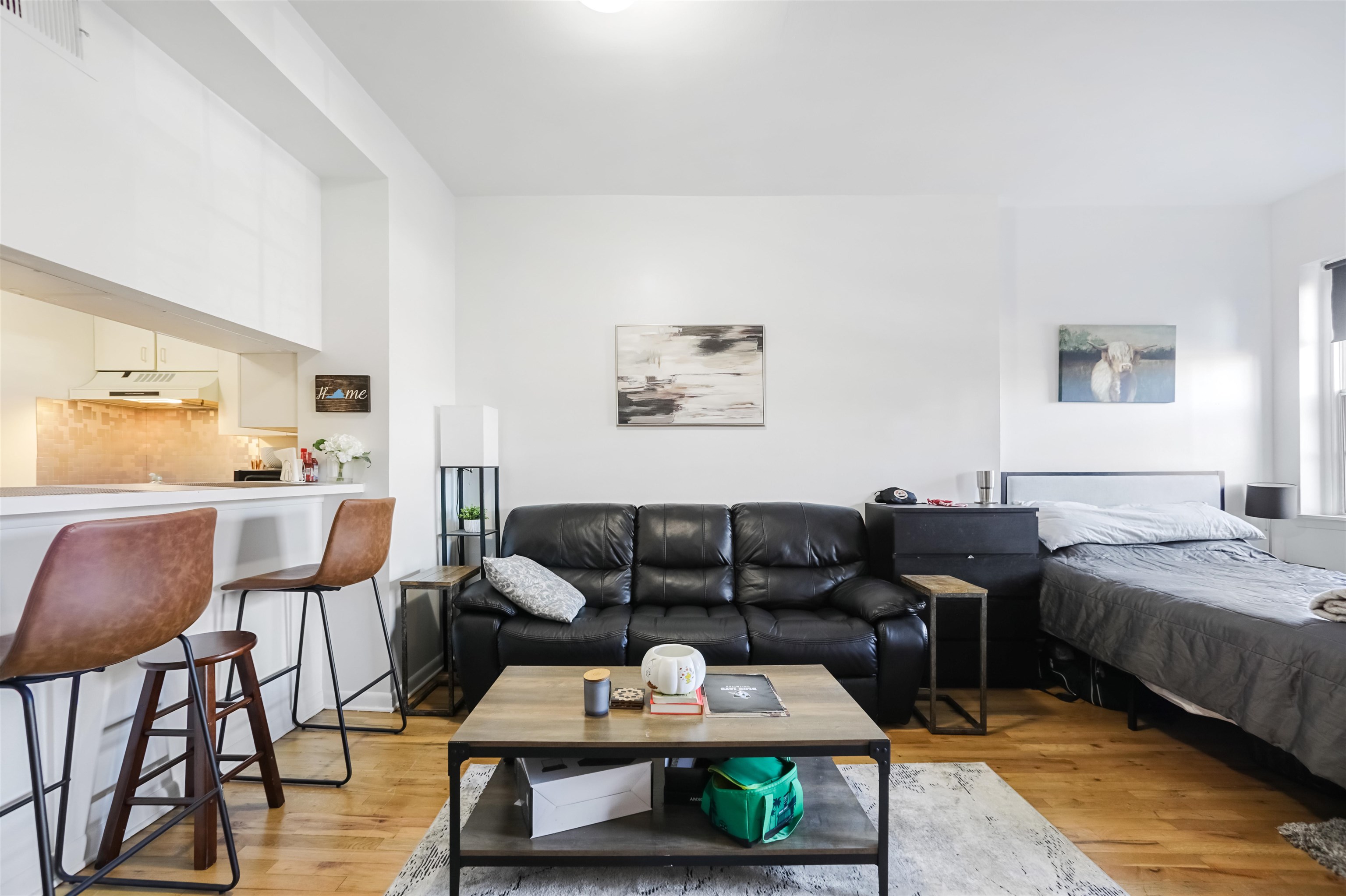 227 CHRISTOPHER COLUMBUS DR - Photo 4