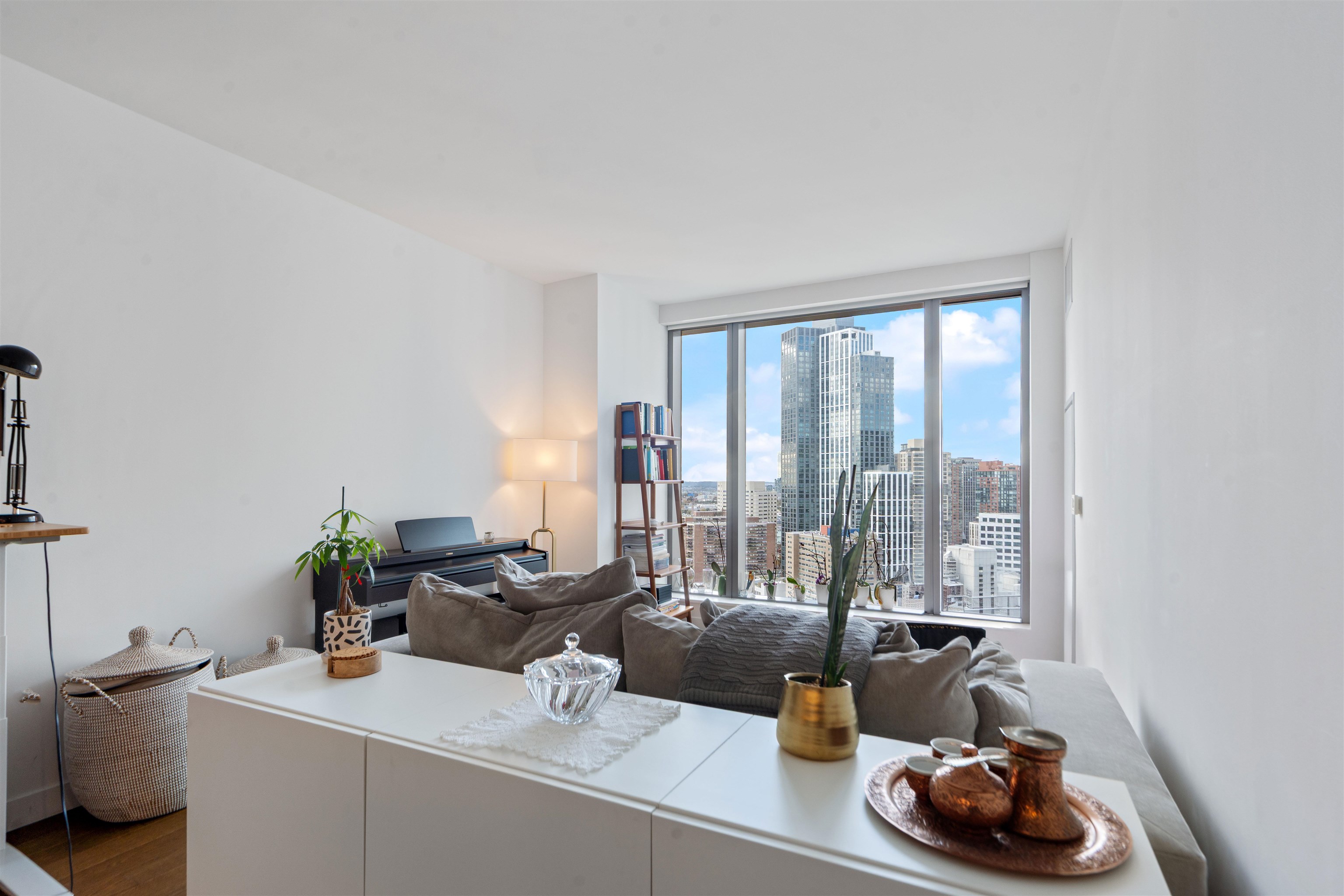 99 HUDSON ST - Photo 1