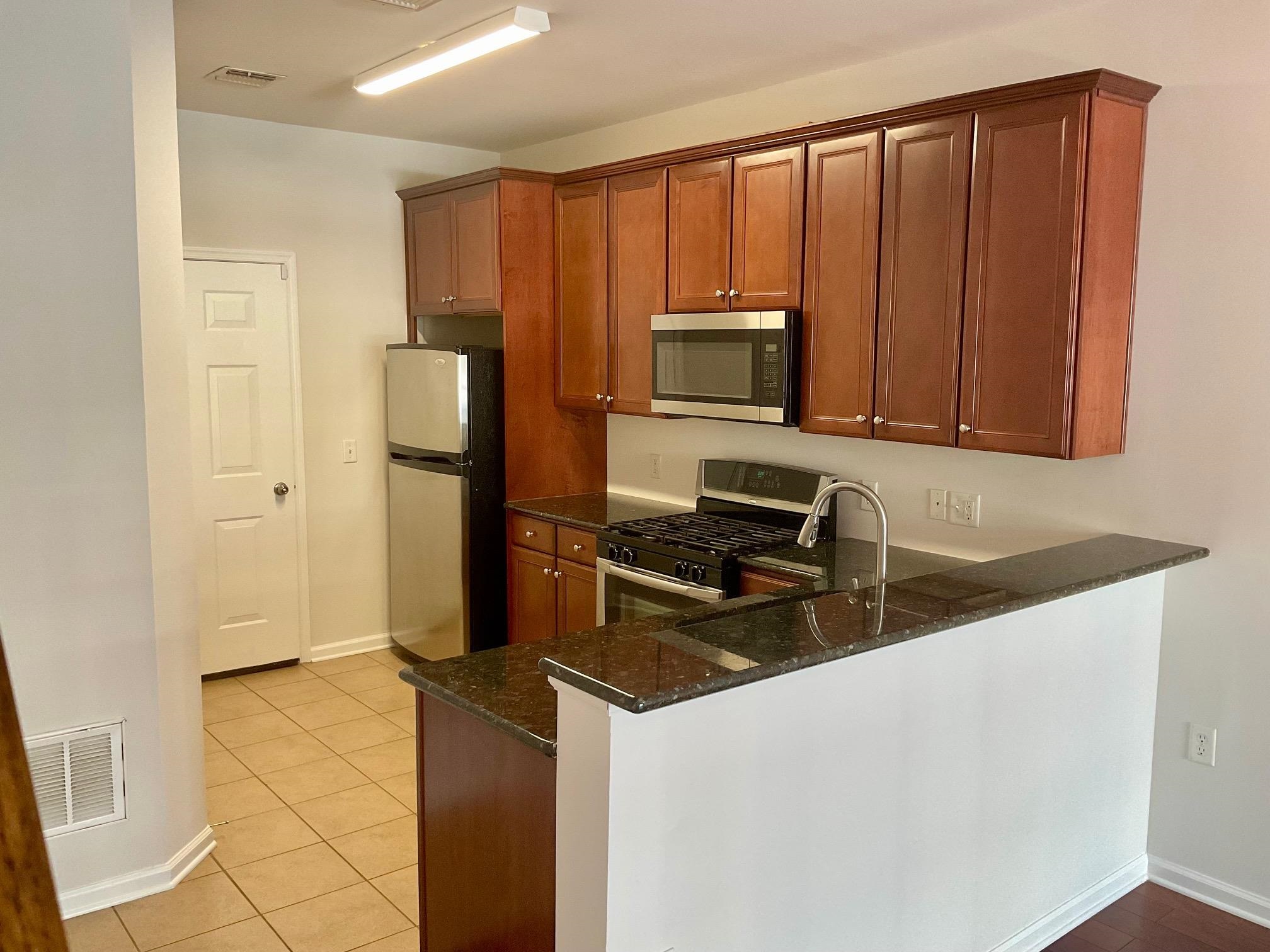 265 CUSTER AVE - Photo 3