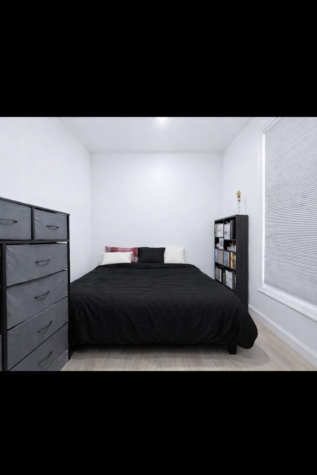 1158 SUMMIT AVE - Photo 5