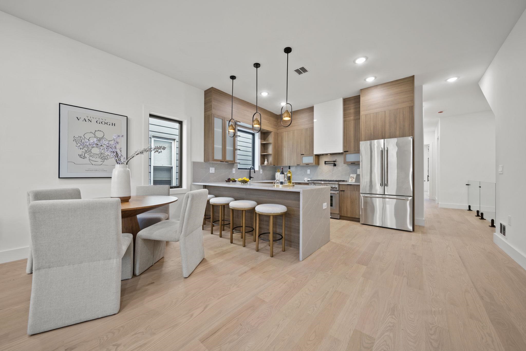 13 LIENAU PL - Photo 1