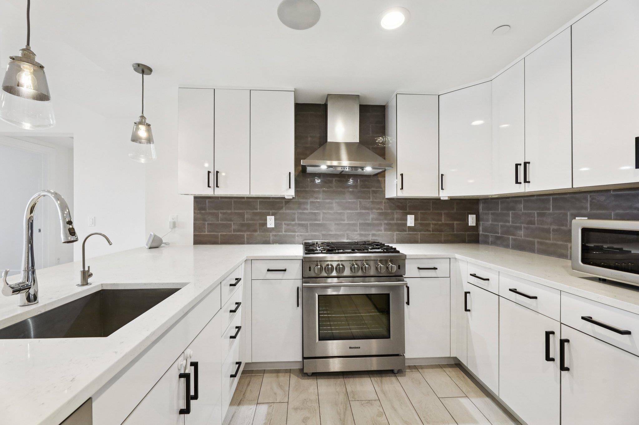 209-211 HACKENSACK PLANK RD - Photo 5