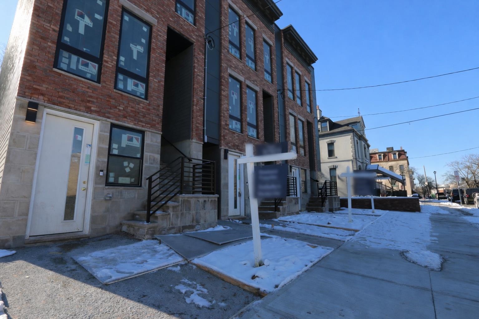 27 CLINTON AVE - Photo 3