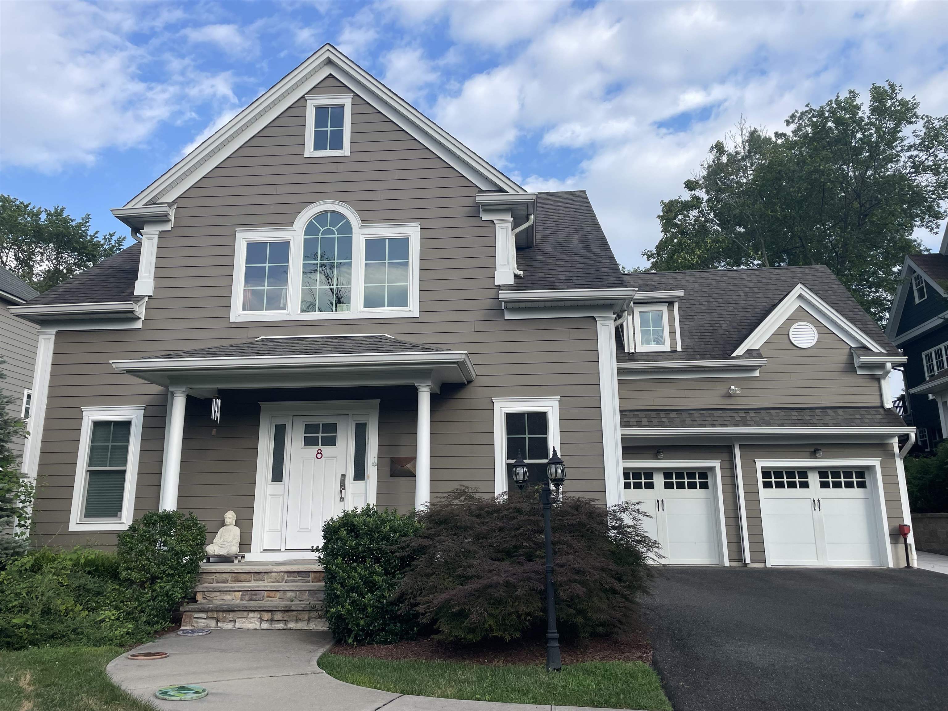 8 MADISON AVE - Photo 3