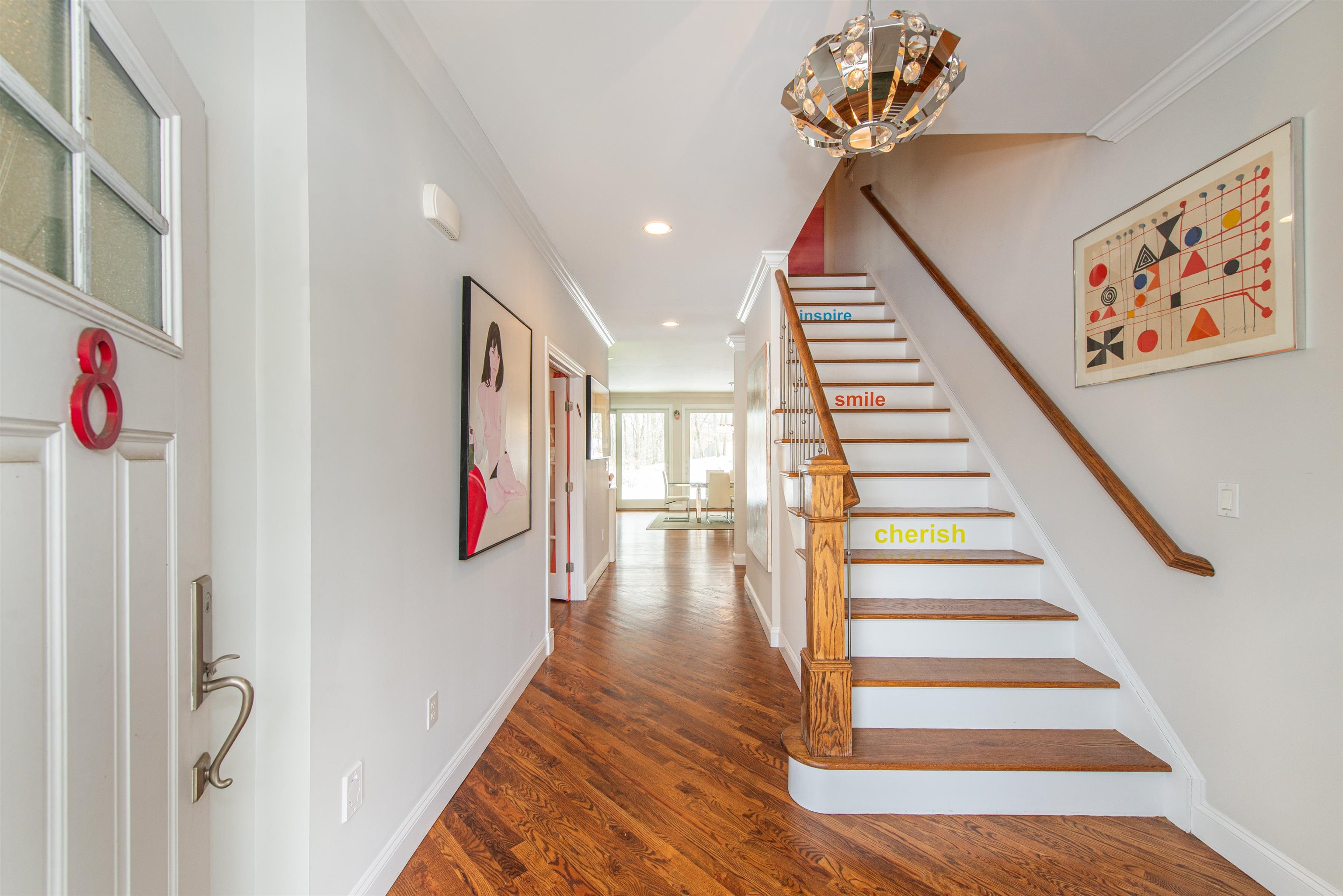 8 MADISON AVE - Photo 4