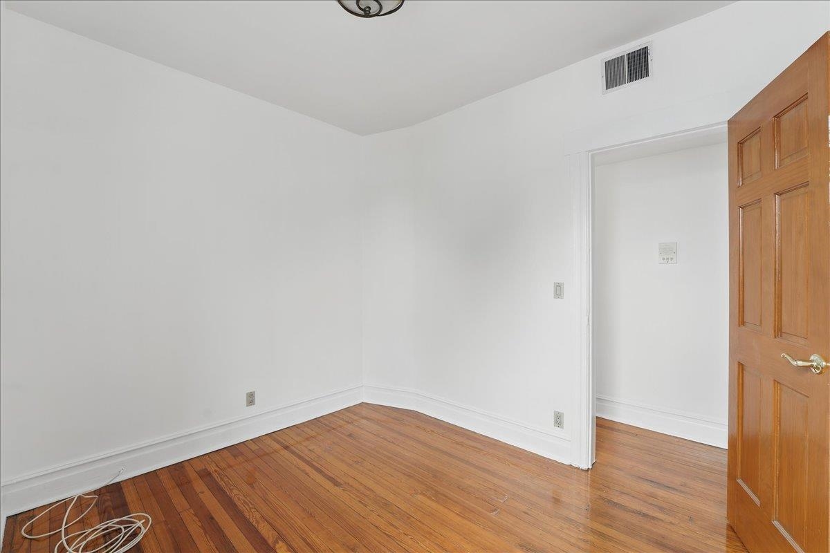 3444 JOHN F KENNEDY BLVD #4F