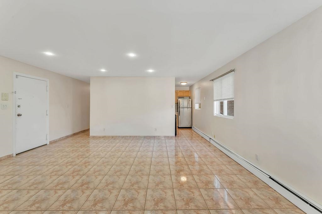 226 49TH ST - Photo 5