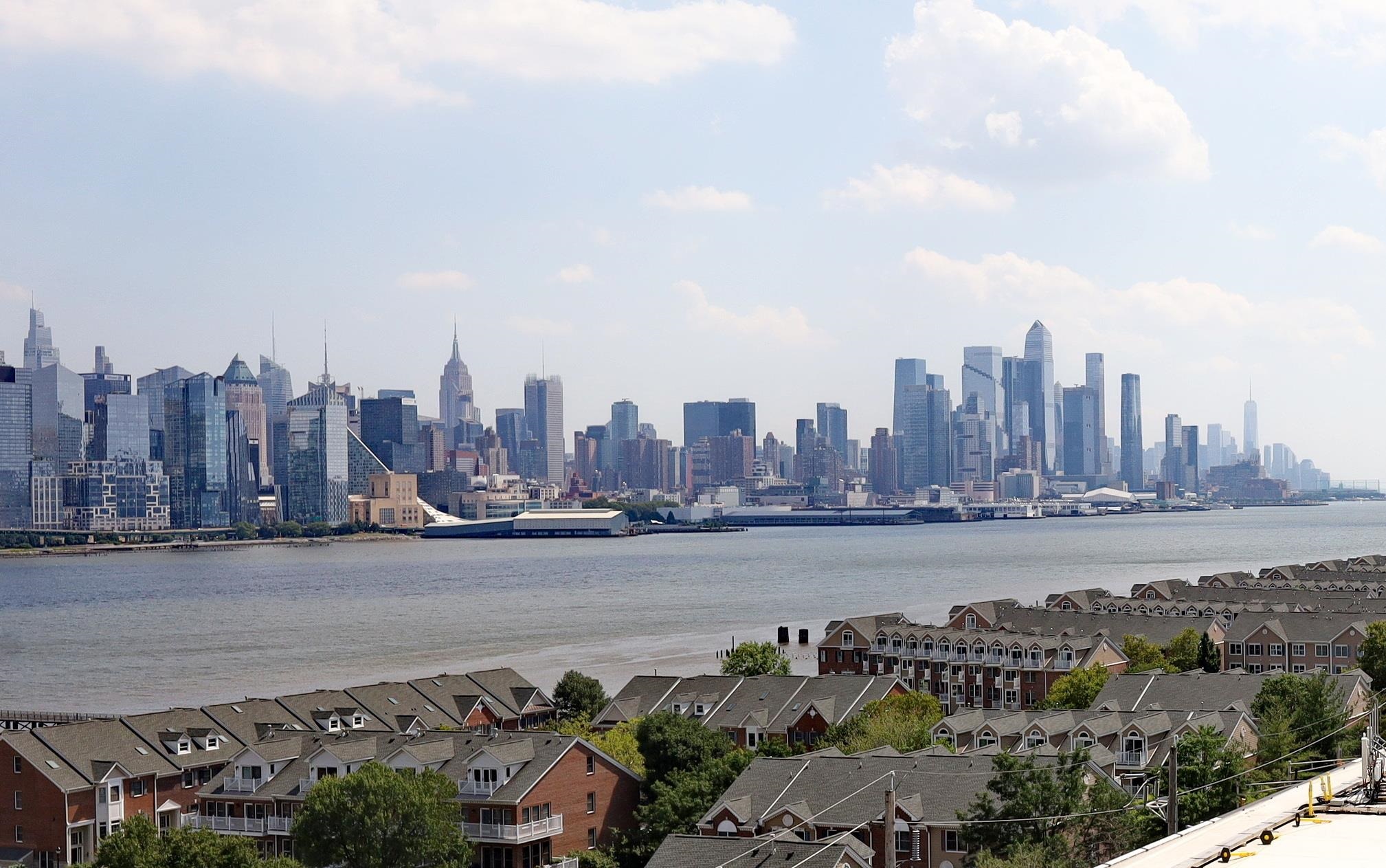 7002 BLVD EAST - Photo 1