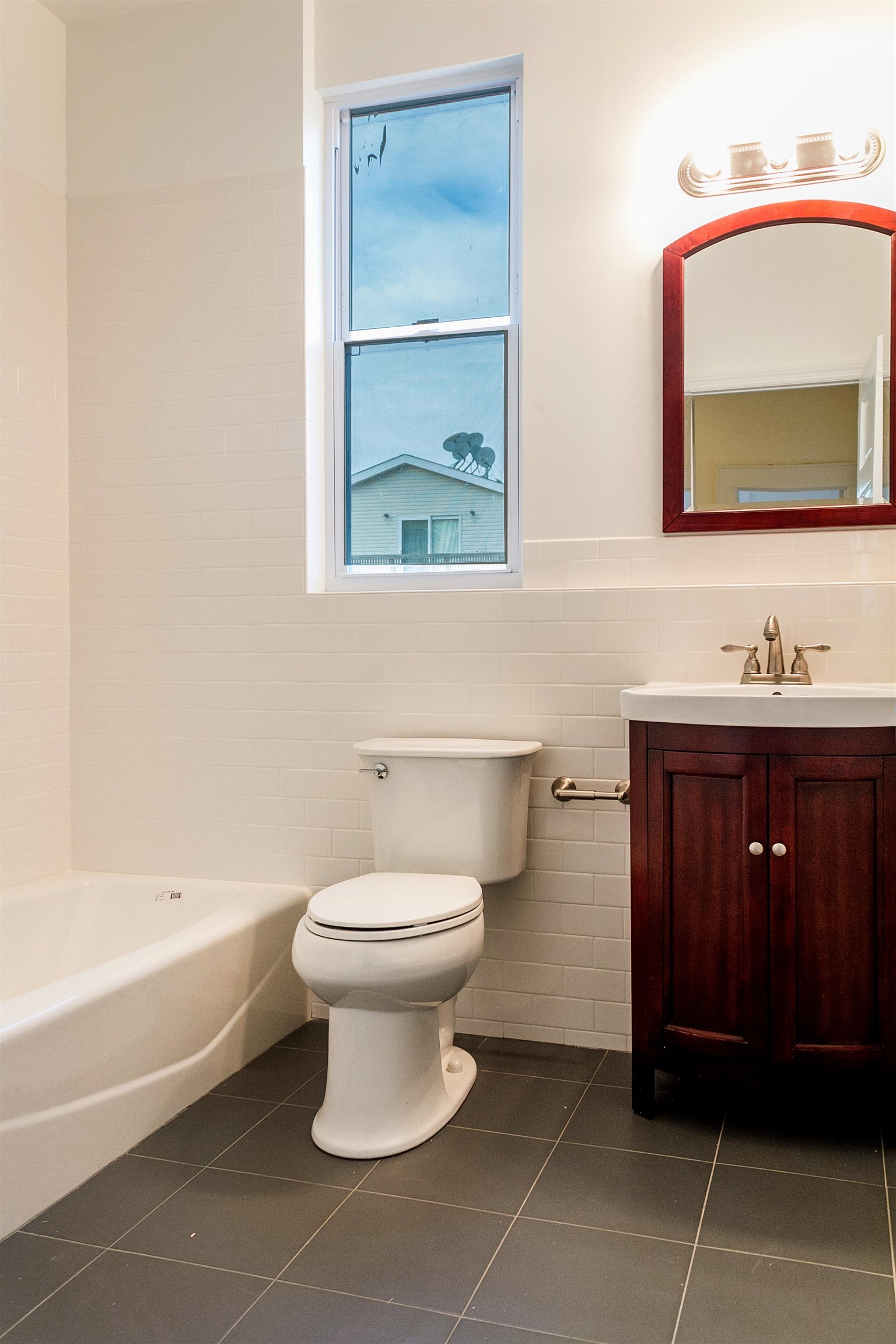 322 67TH ST - Photo 4