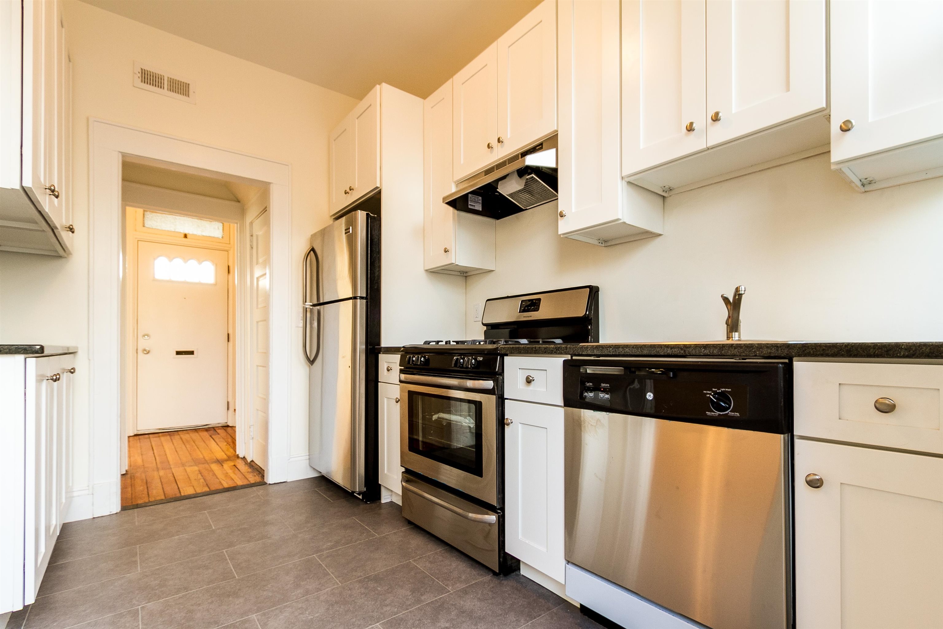 322 67TH ST - Photo 5