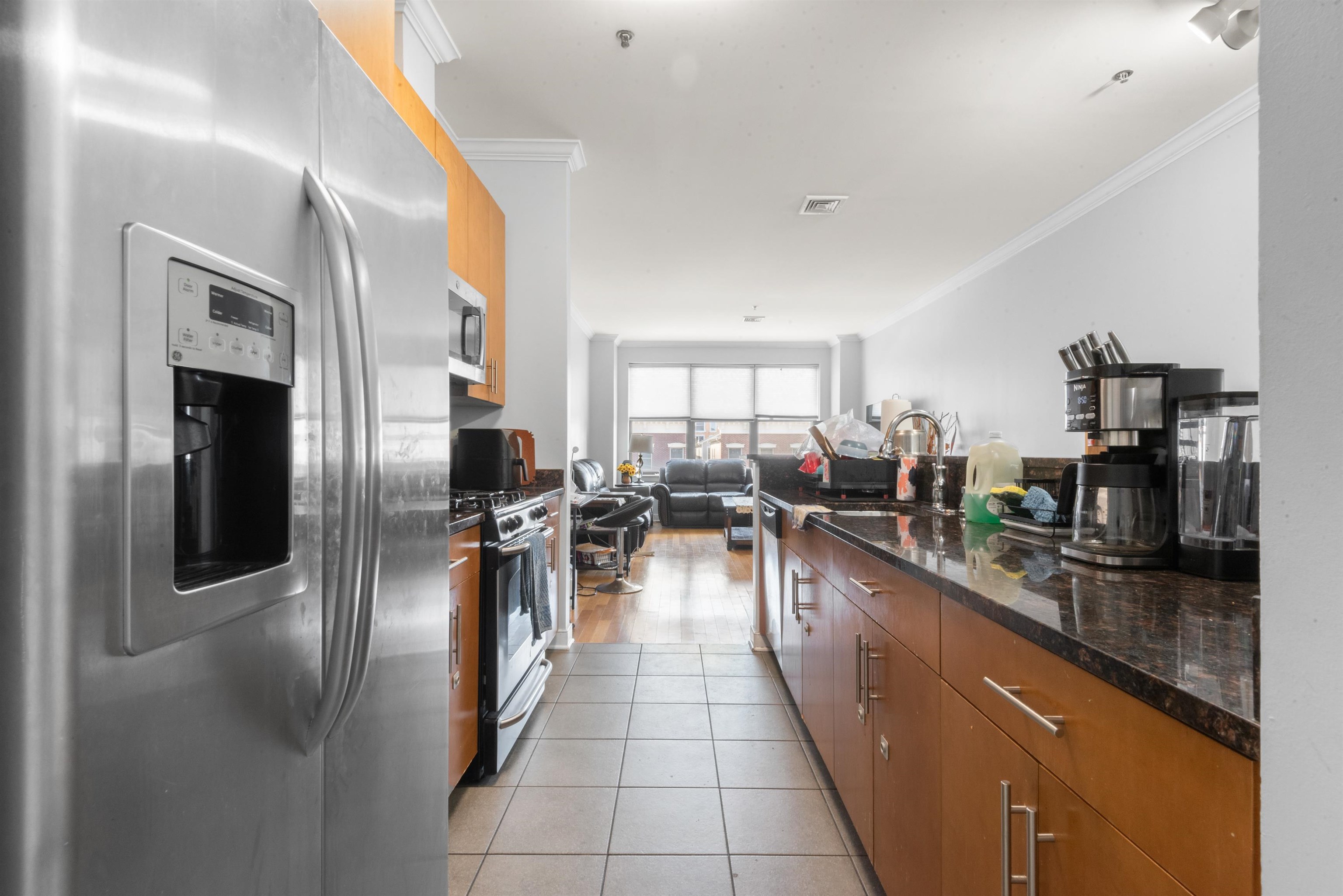 172 CULVER AVE - Photo 1