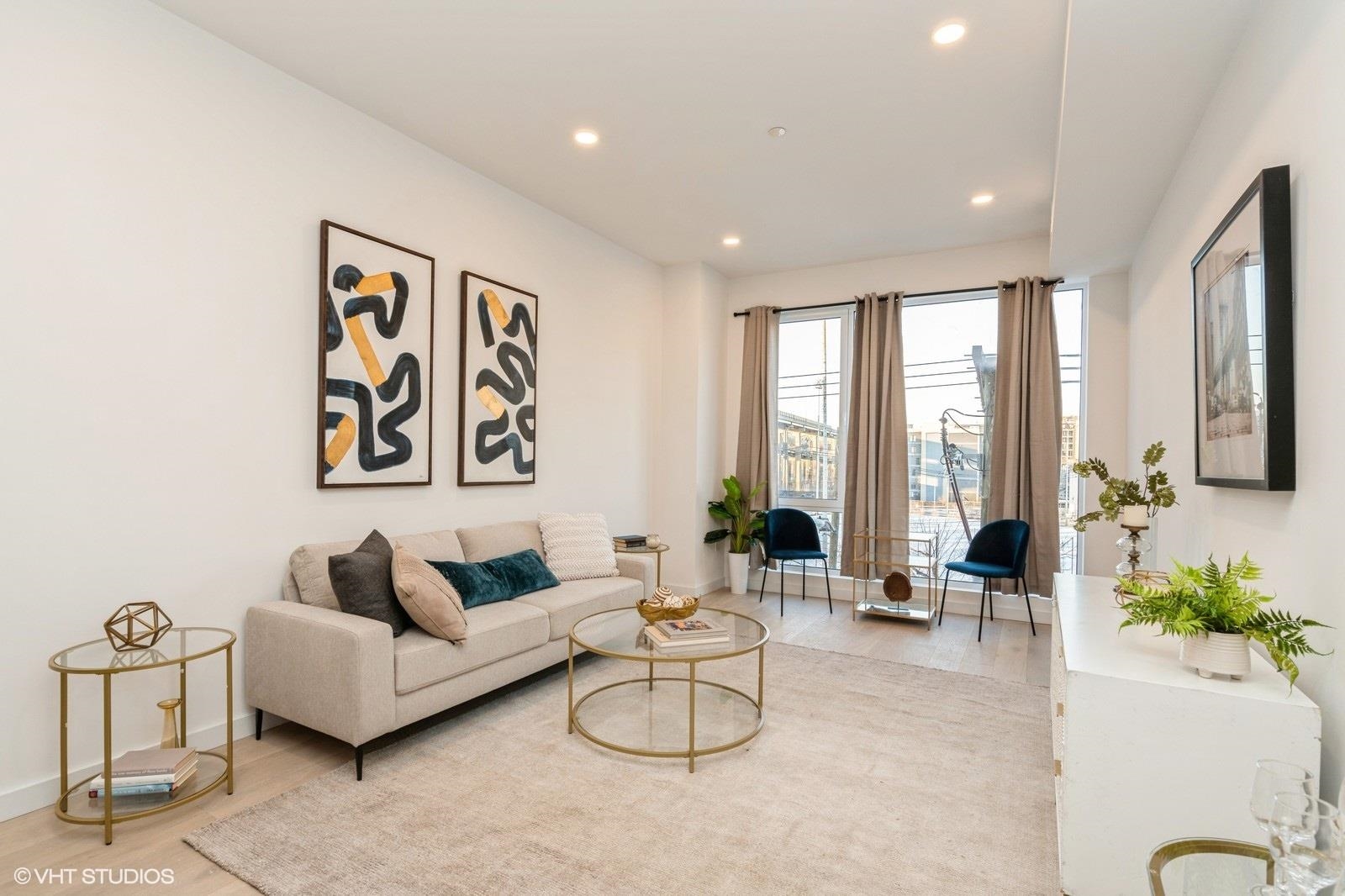 425 3RD ST - Photo 2