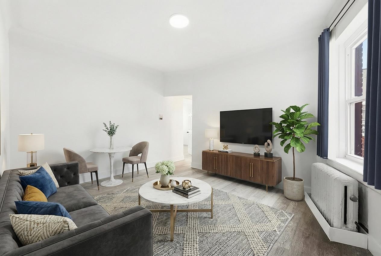 117 CORBIN AVE - Photo 2