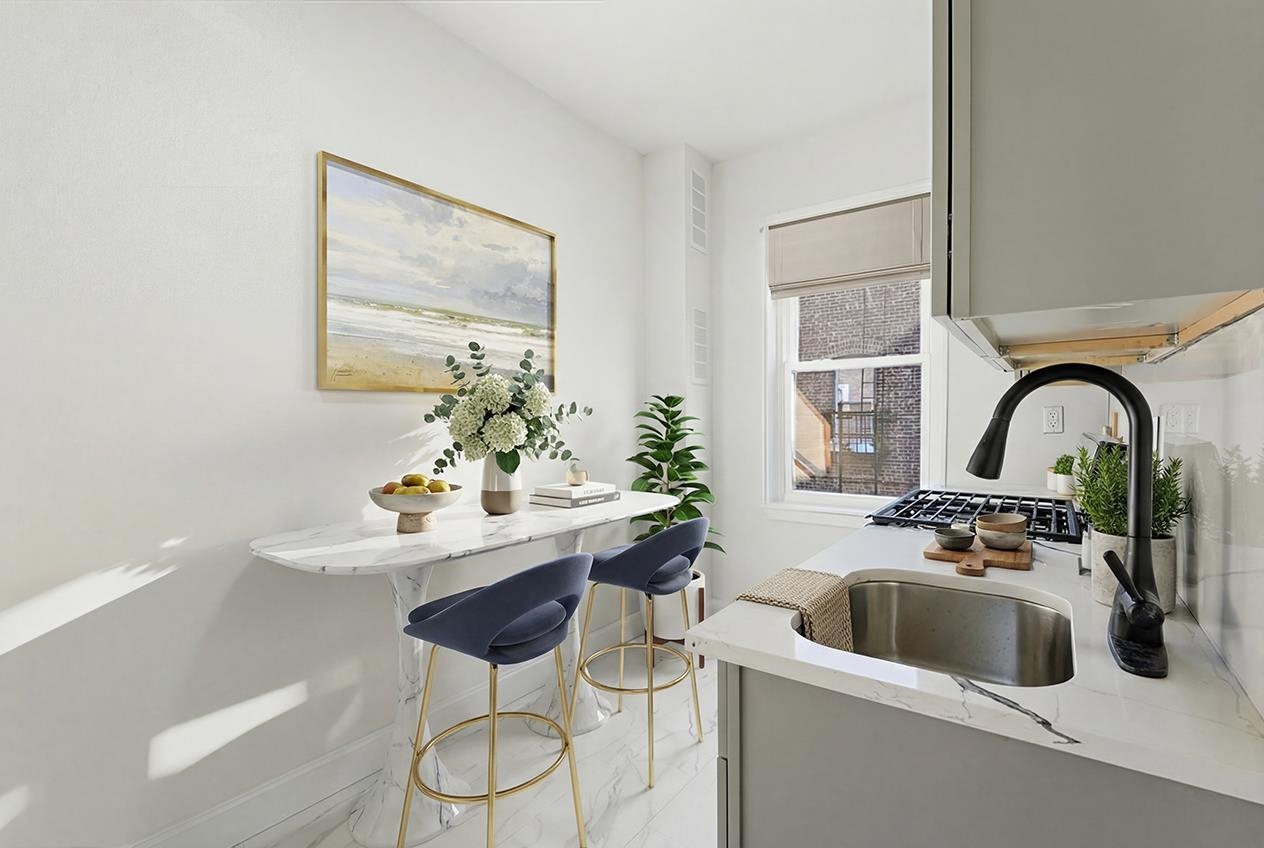 117 CORBIN AVE - Photo 3