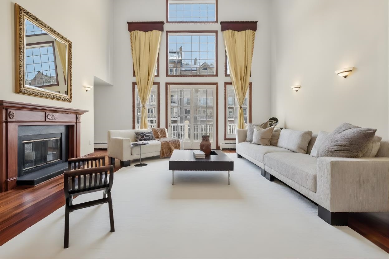 30 HALF MOON ISLE - Photo 2