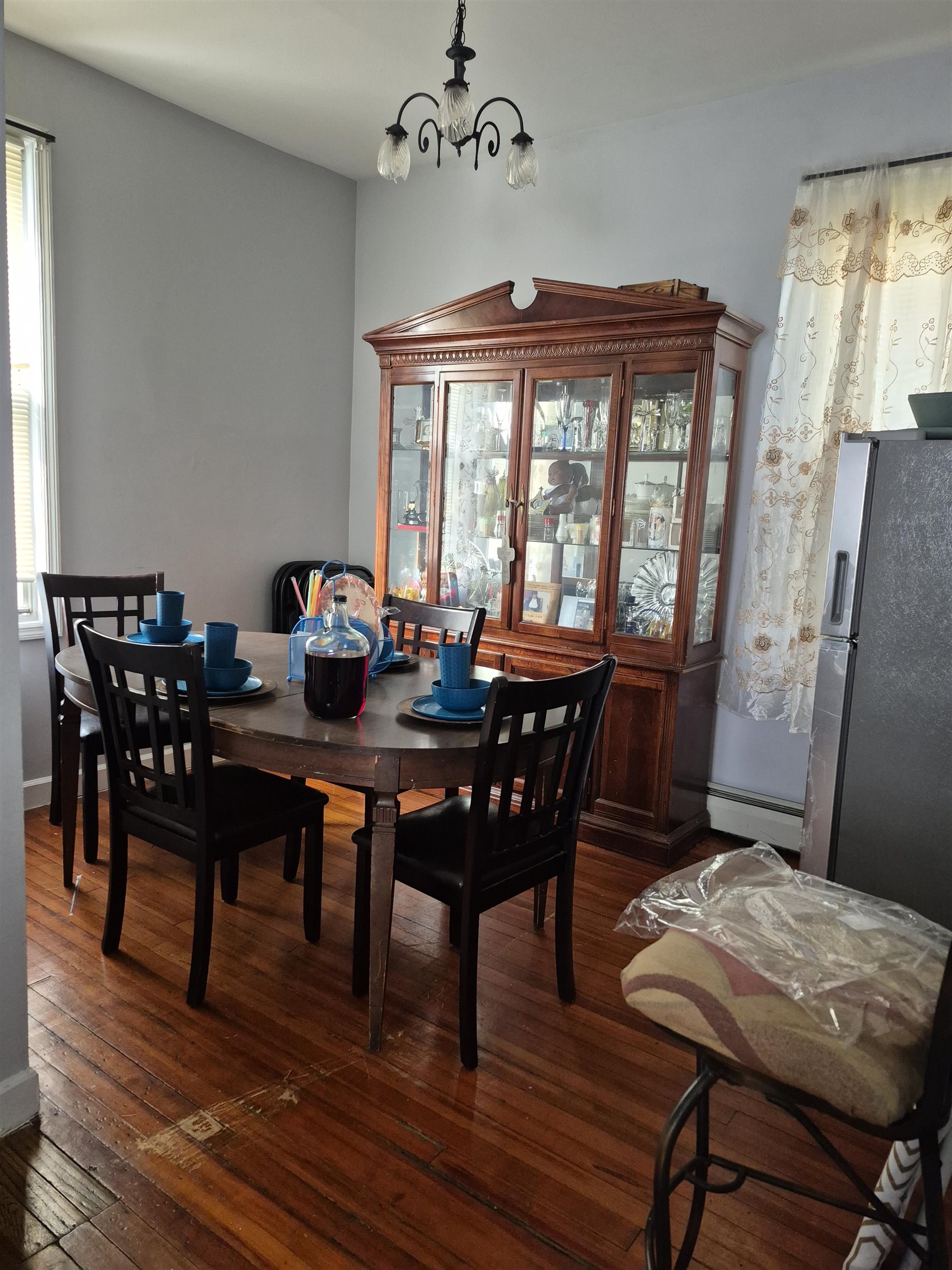 77 PEARSALL AVE - Photo 3