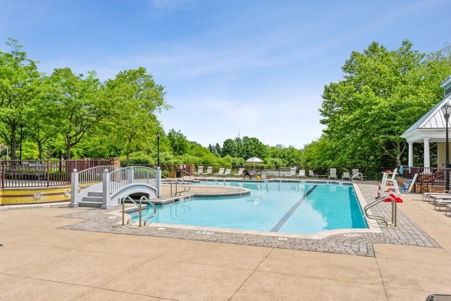 100 Shearwater Ct East 25