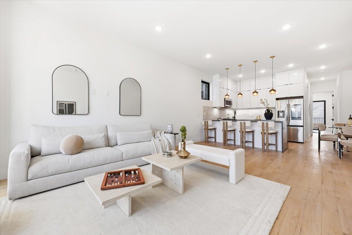 16 DWIGHT ST - Photo 3